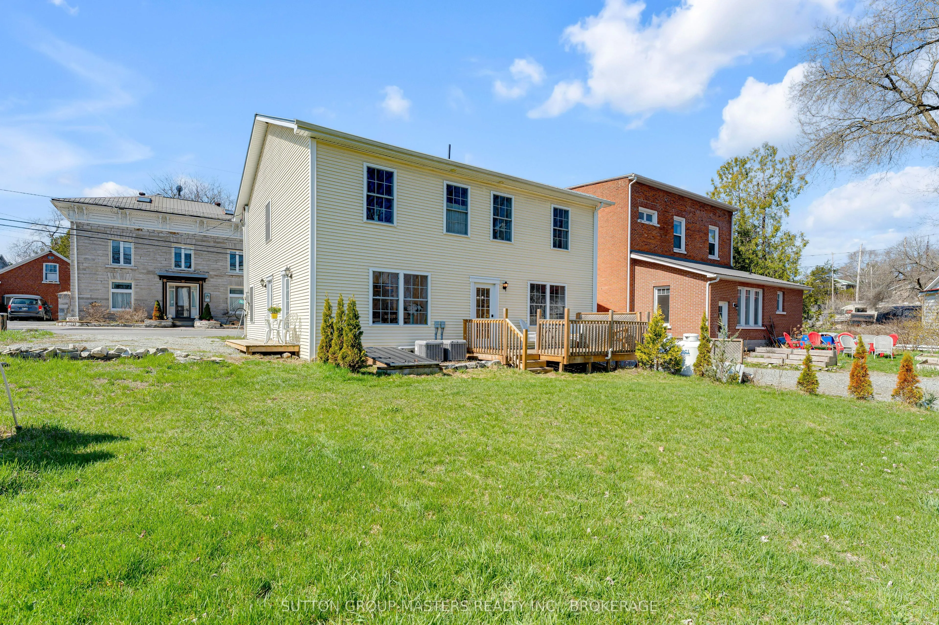 2829-2831 County Rd 6 Road