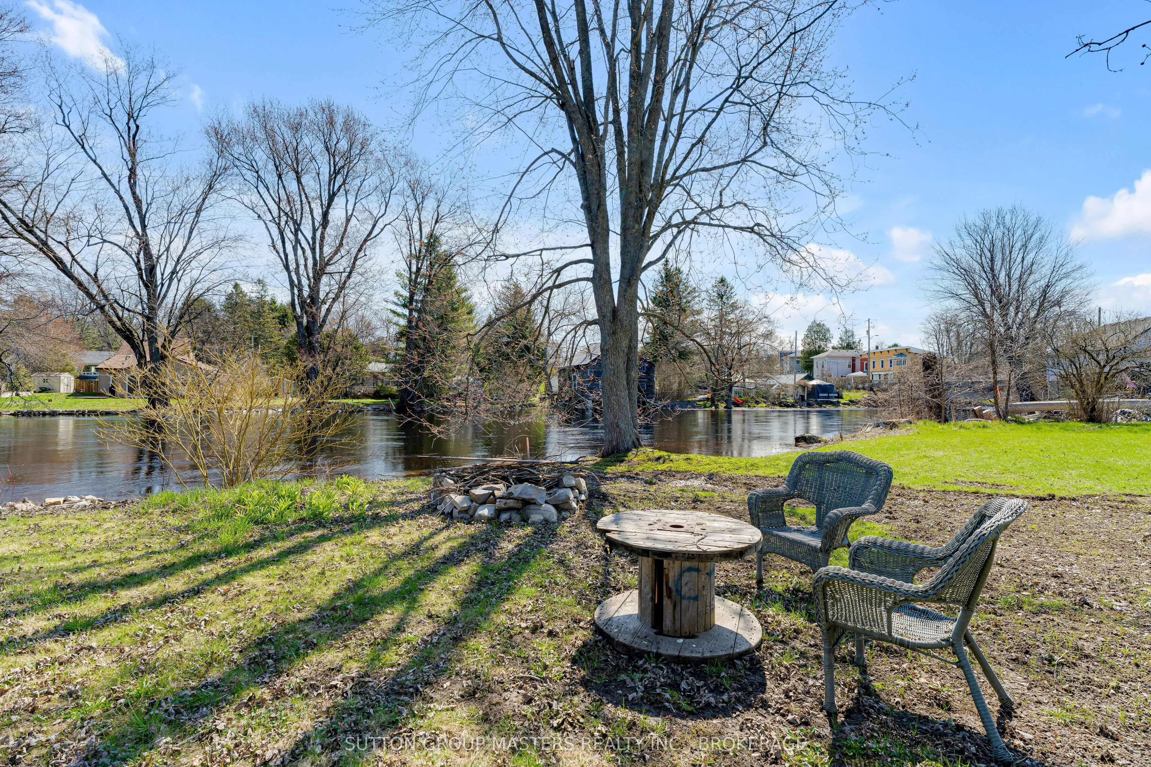 2829-2831 County Rd 6 Road