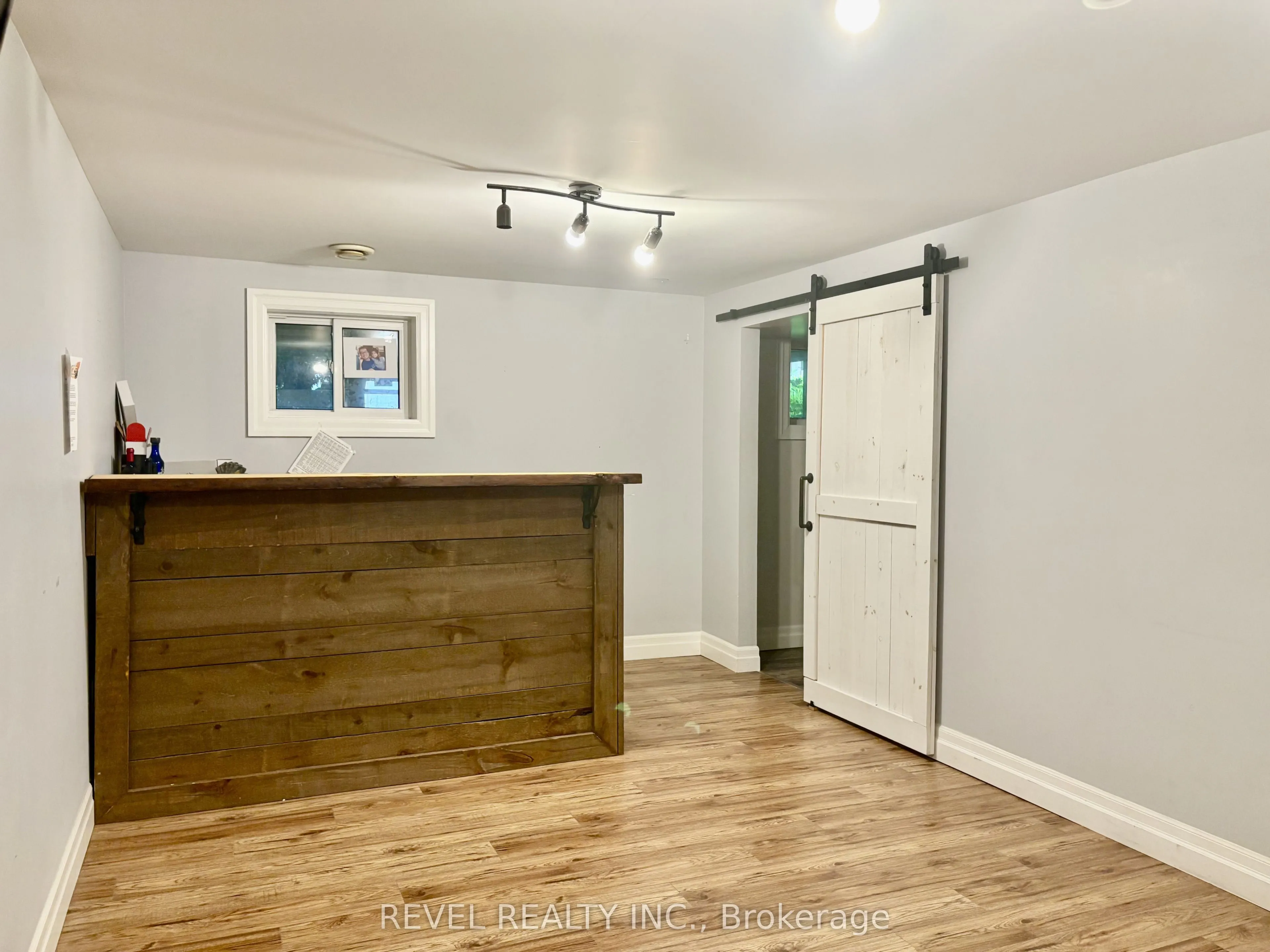 229 Simon Street