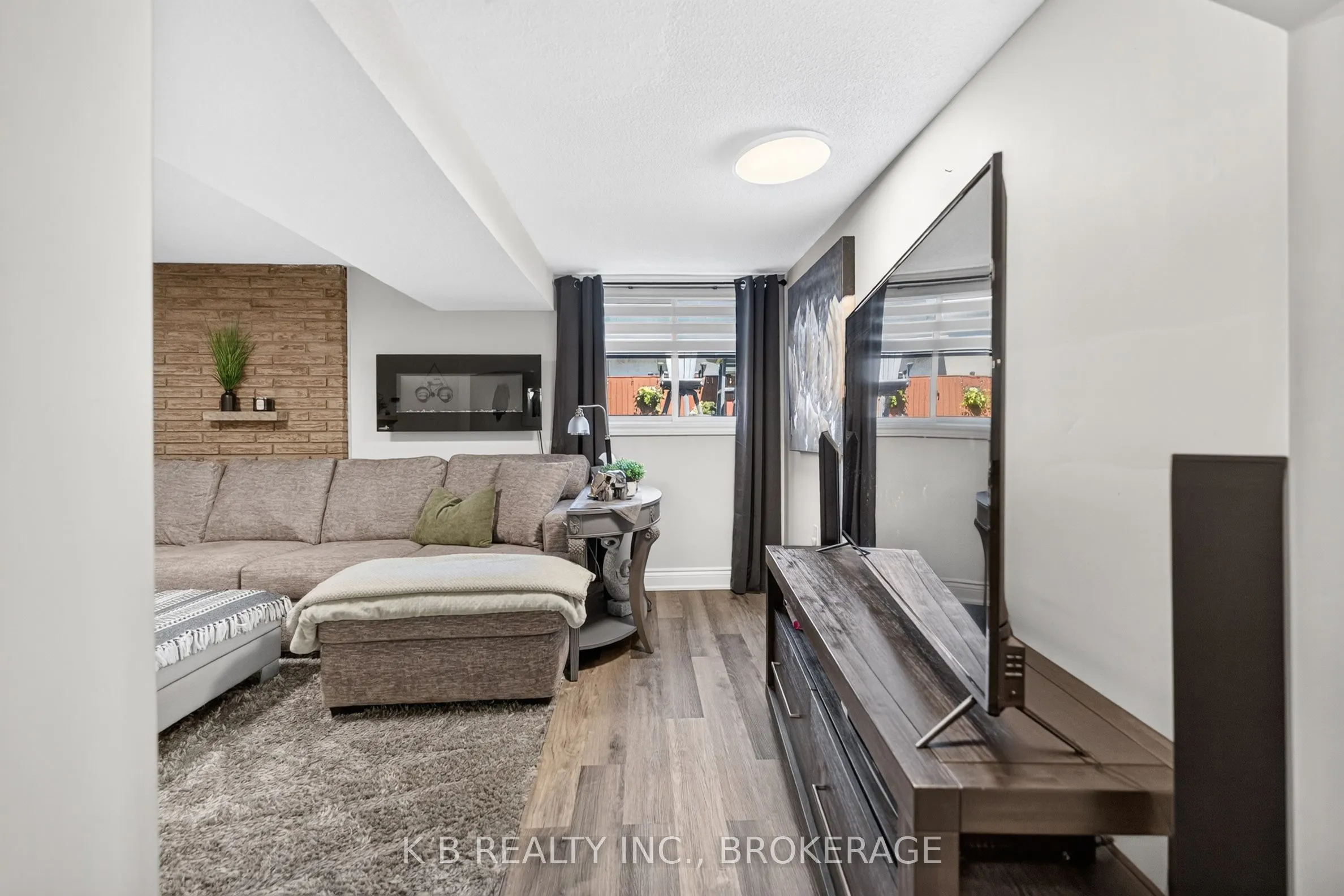581 Division Street