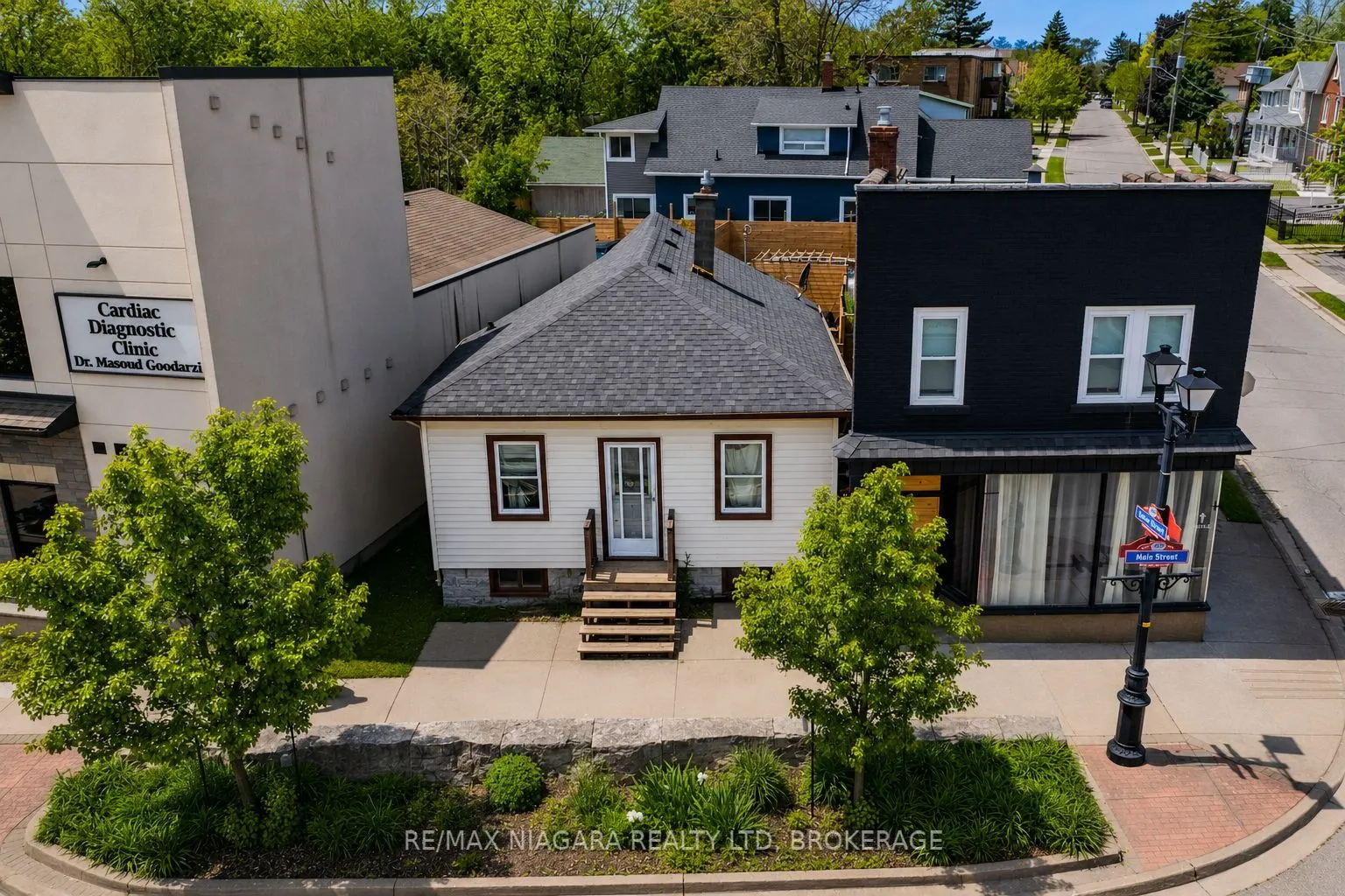 6043 Main Street