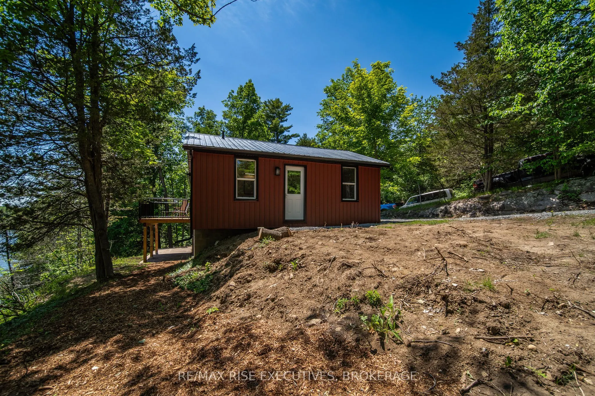 1040 Buckhorn Lane