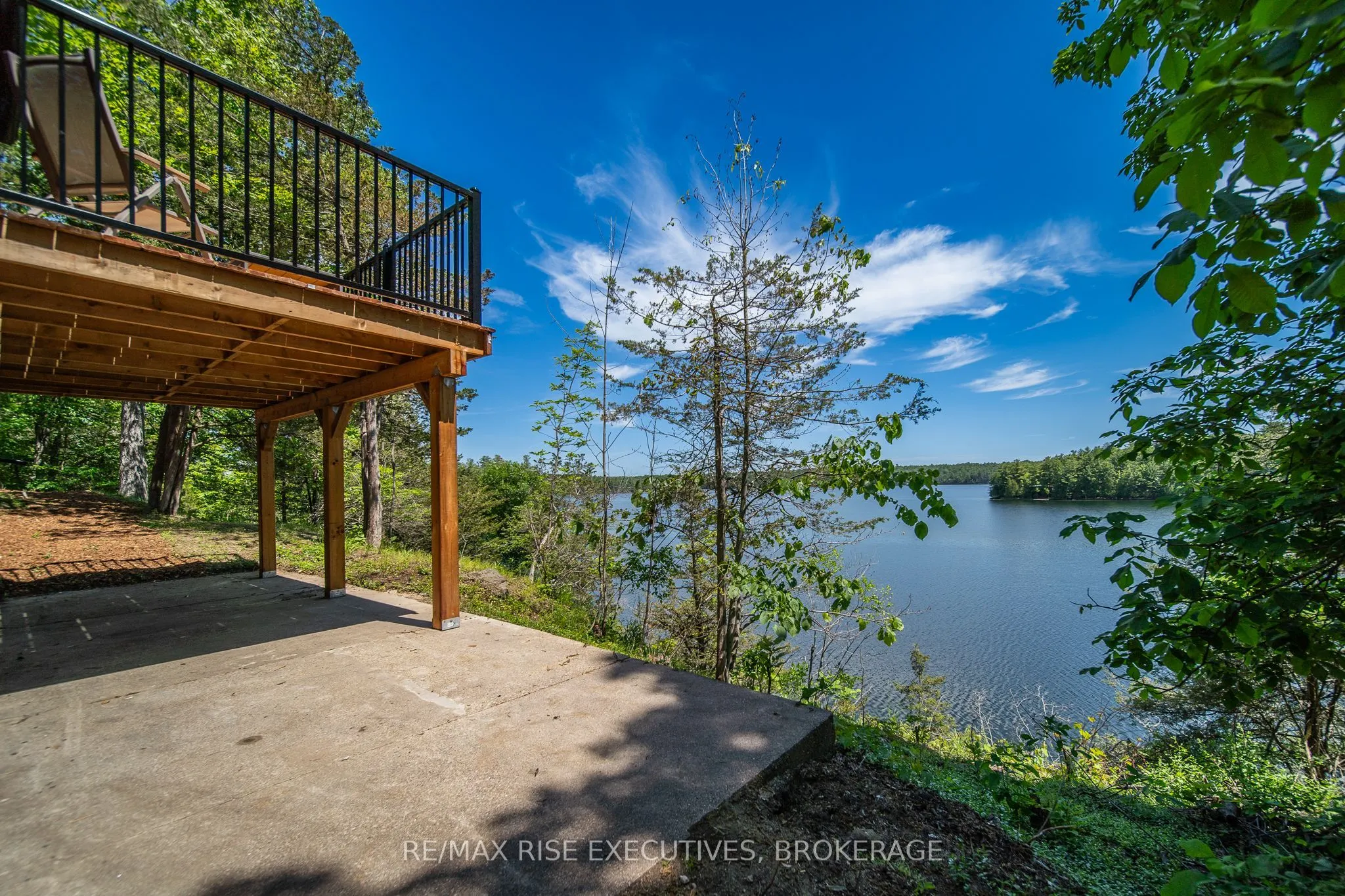 1040 Buckhorn Lane