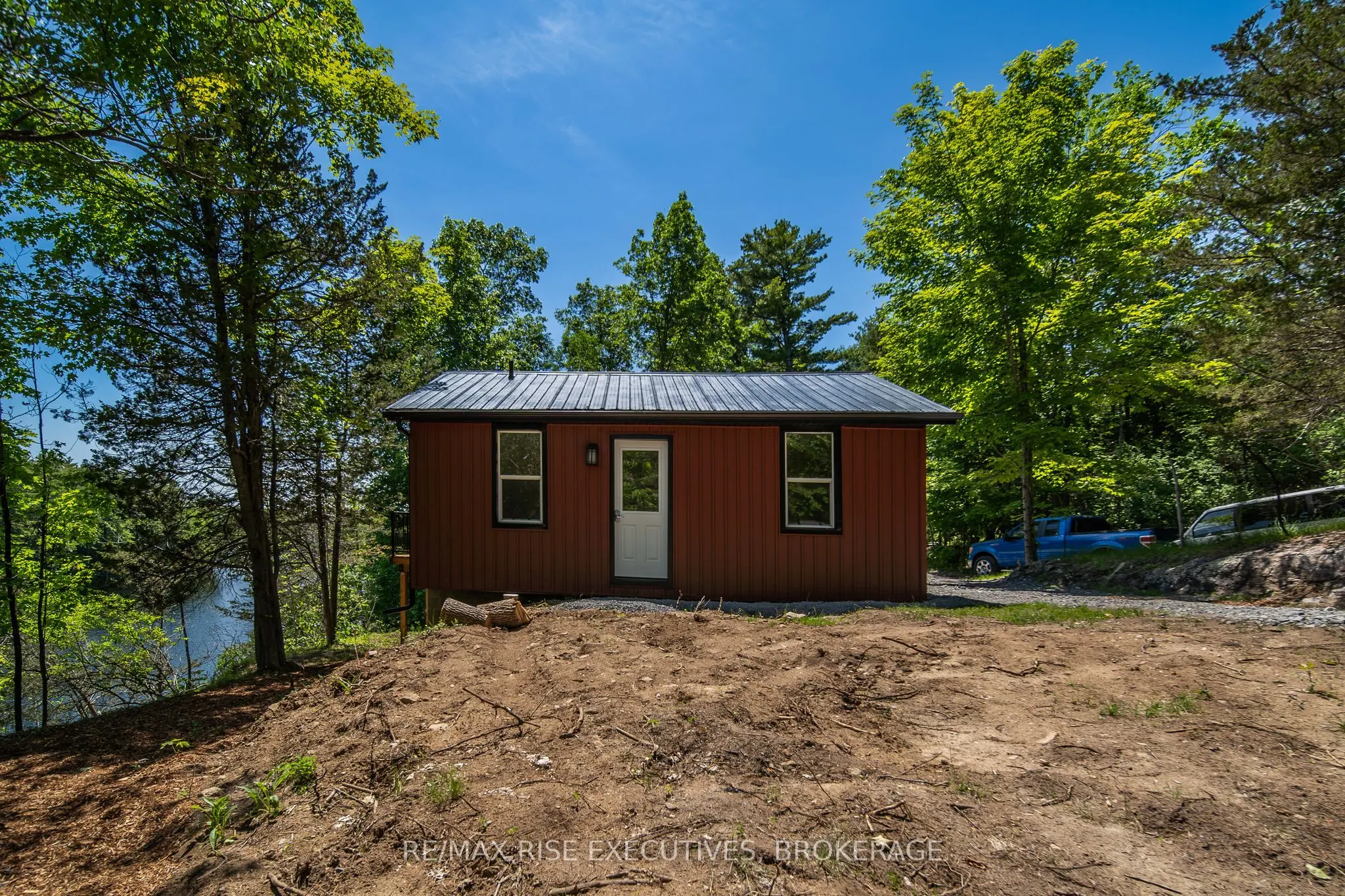 1040 Buckhorn Lane