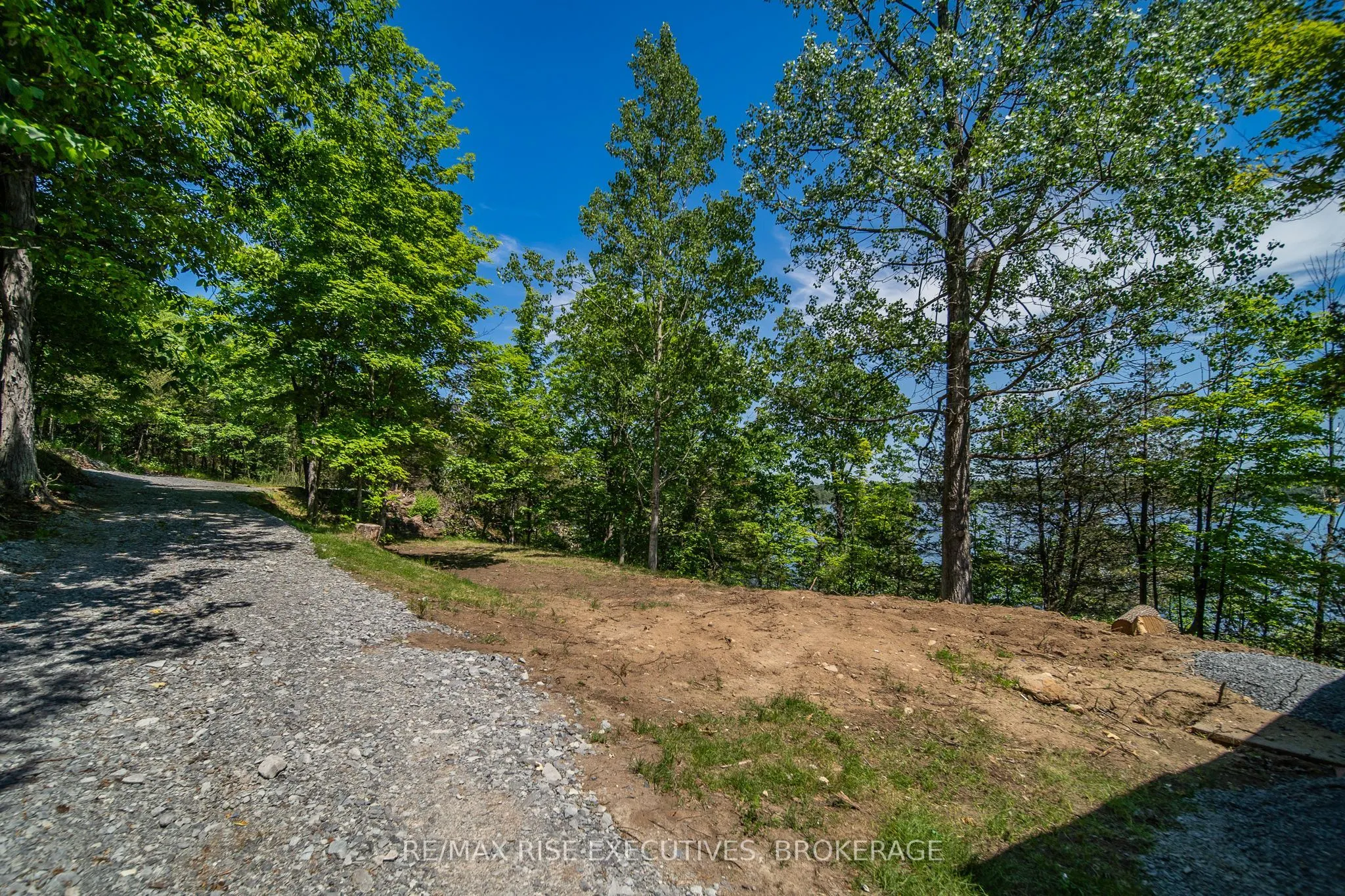 1040 Buckhorn Lane