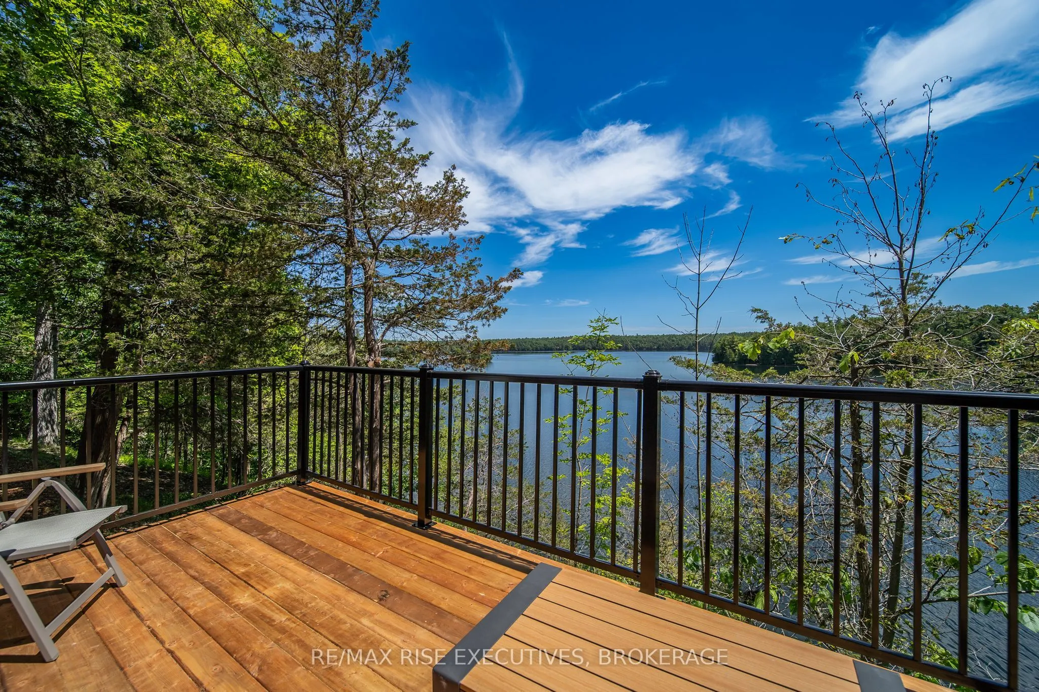 1040 Buckhorn Lane