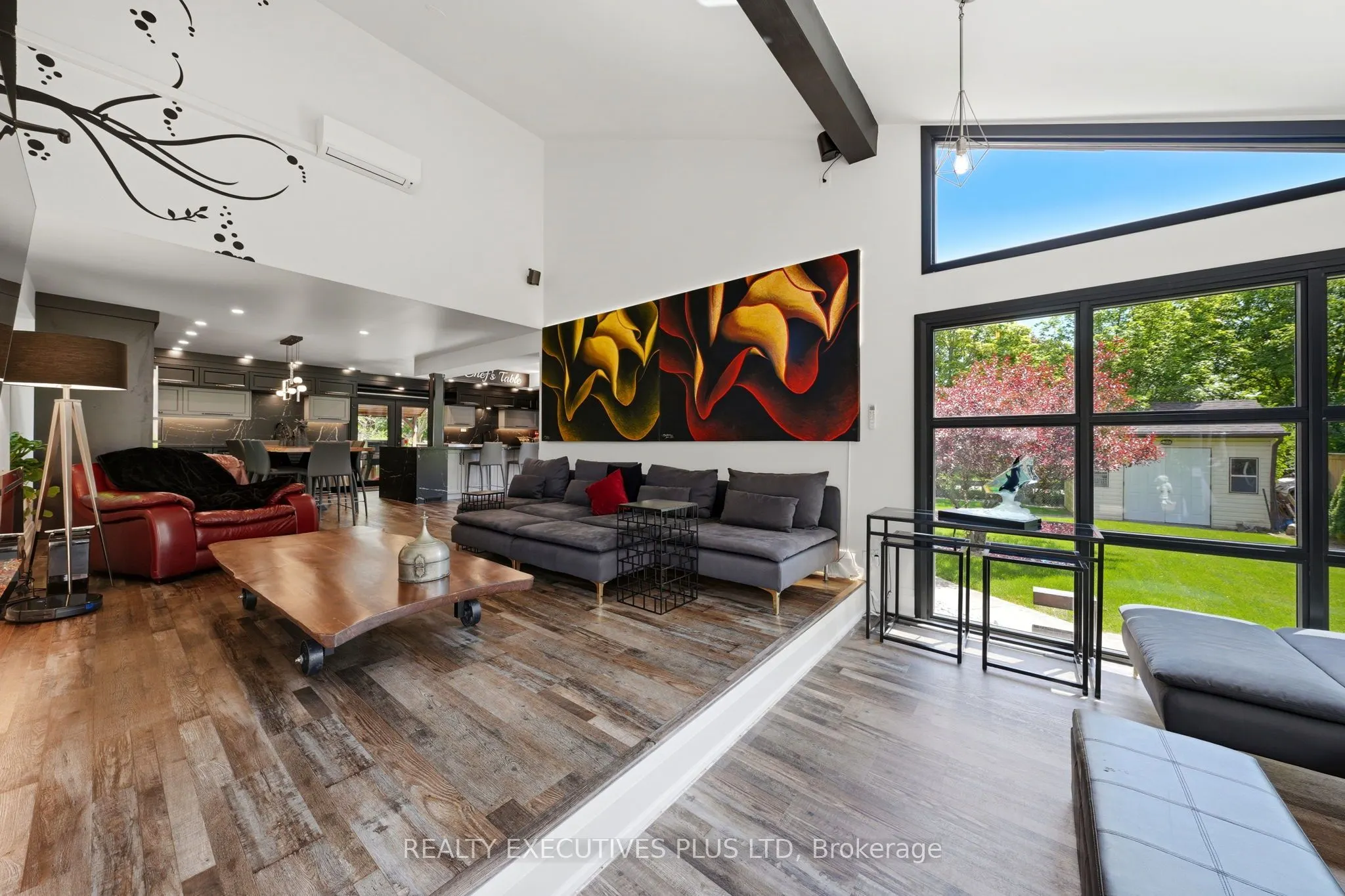 36 Lakeview Drive