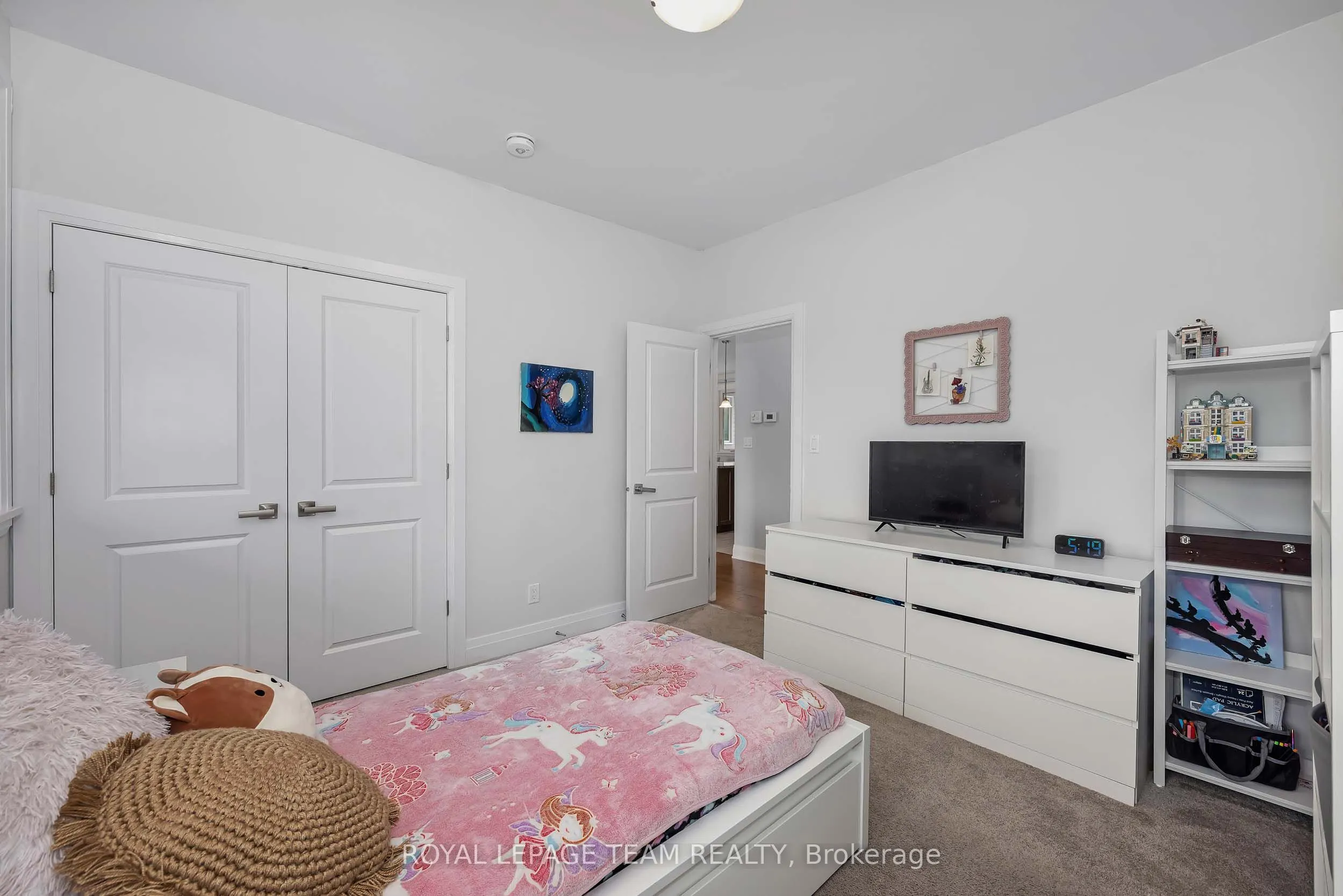 101 Stirling Crescent