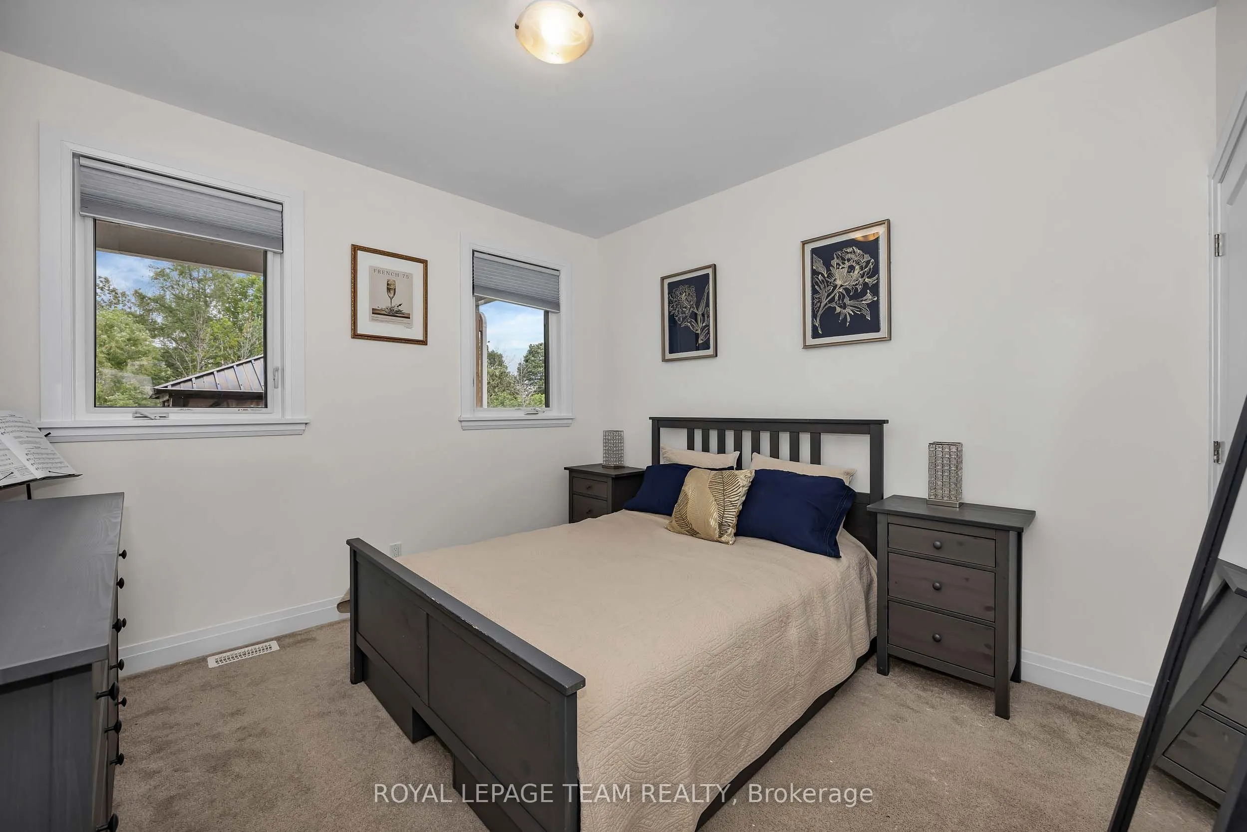 101 Stirling Crescent
