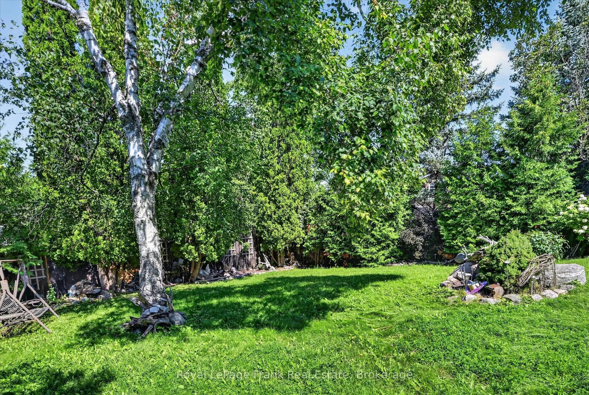 87 Oakwood Crescent