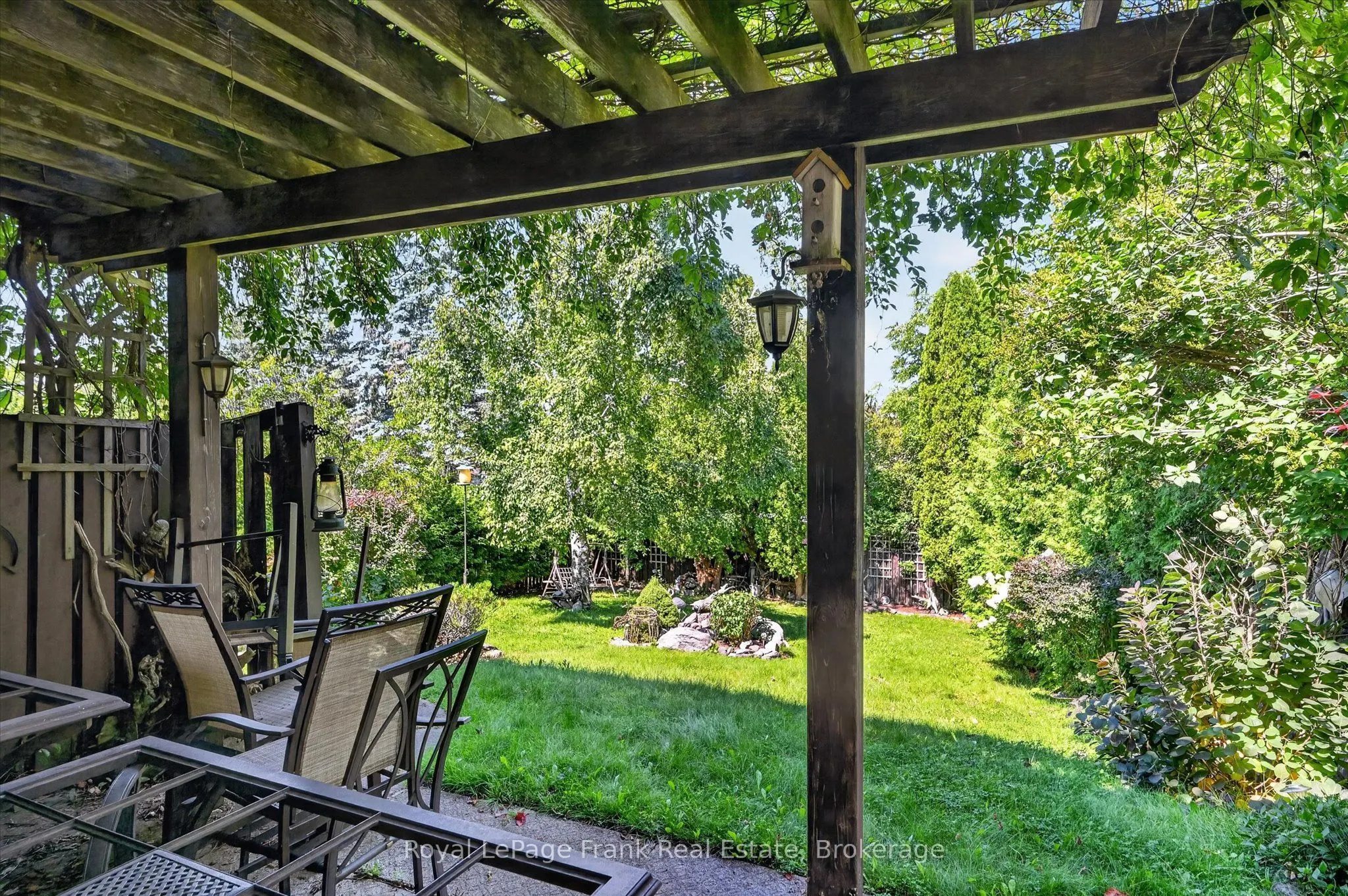 87 Oakwood Crescent