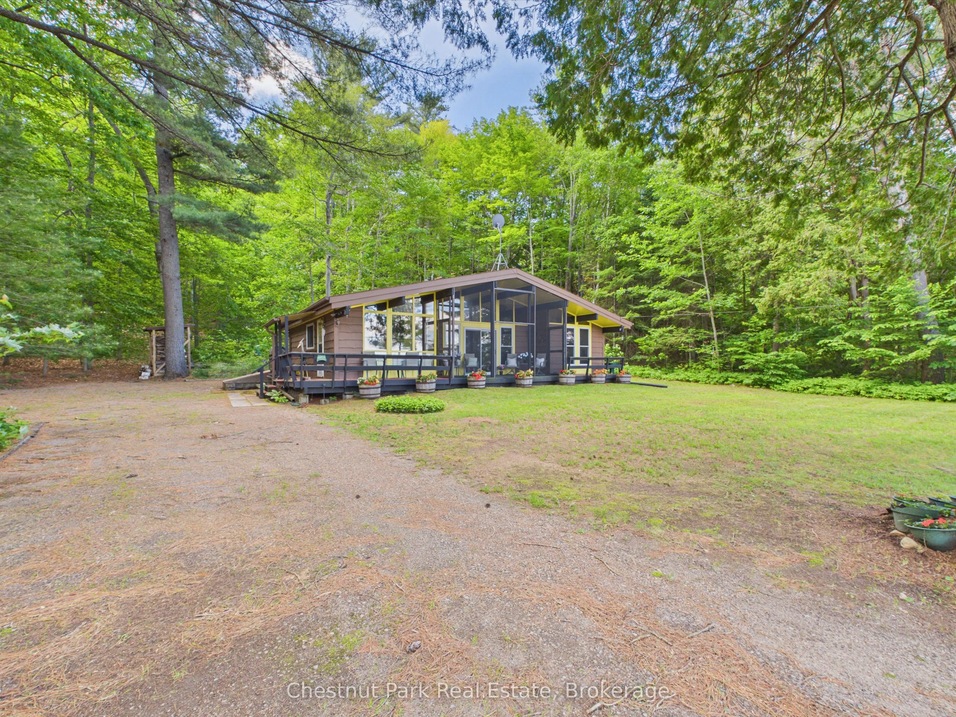 1087 Glenmount Road