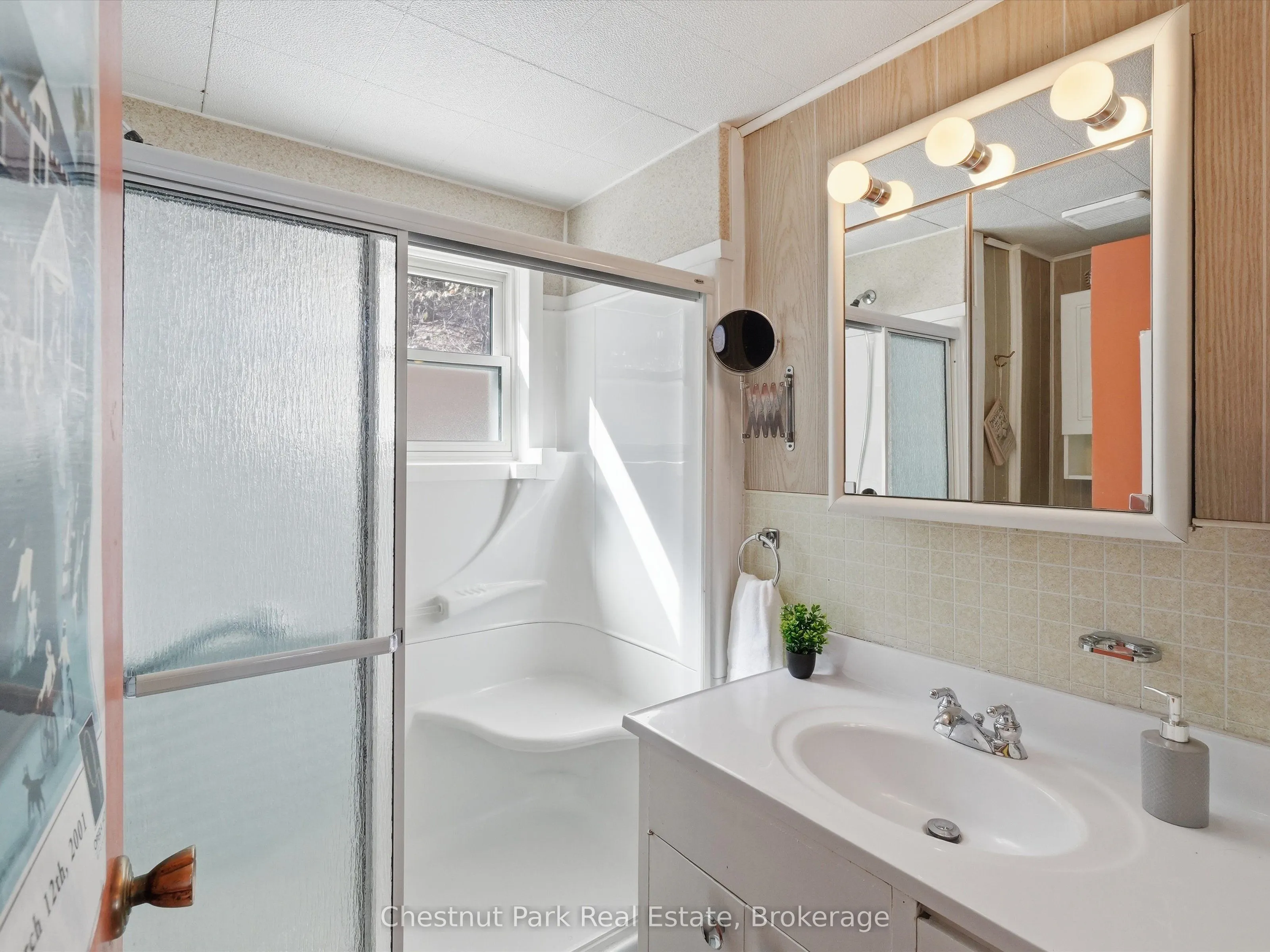 1087 Glenmount Road