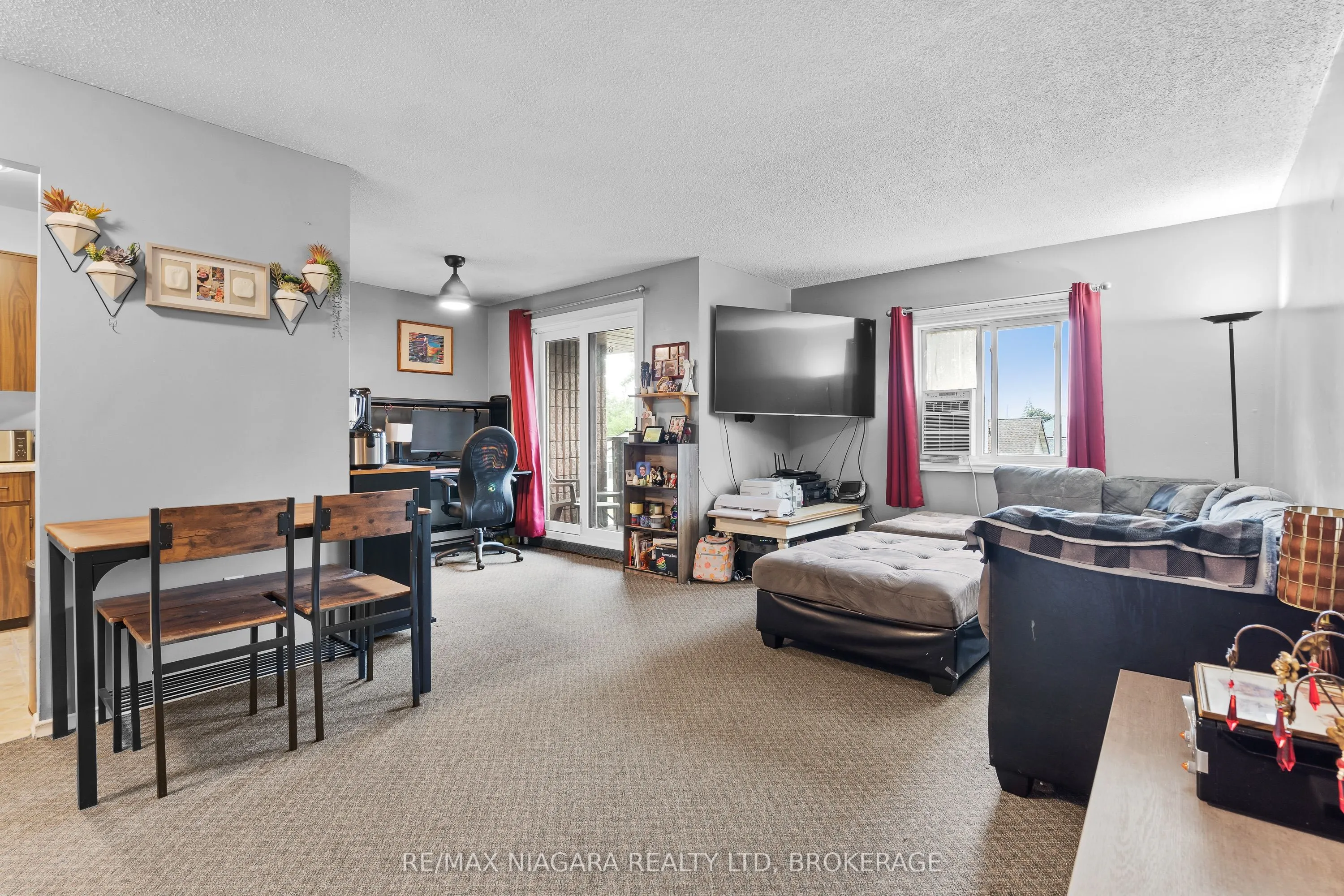 72 Main Street #325