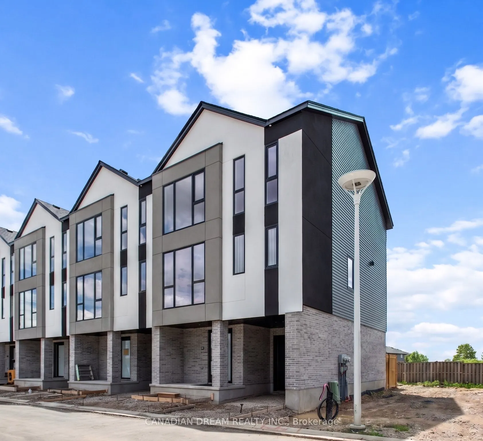 2927 PETTY Road #66