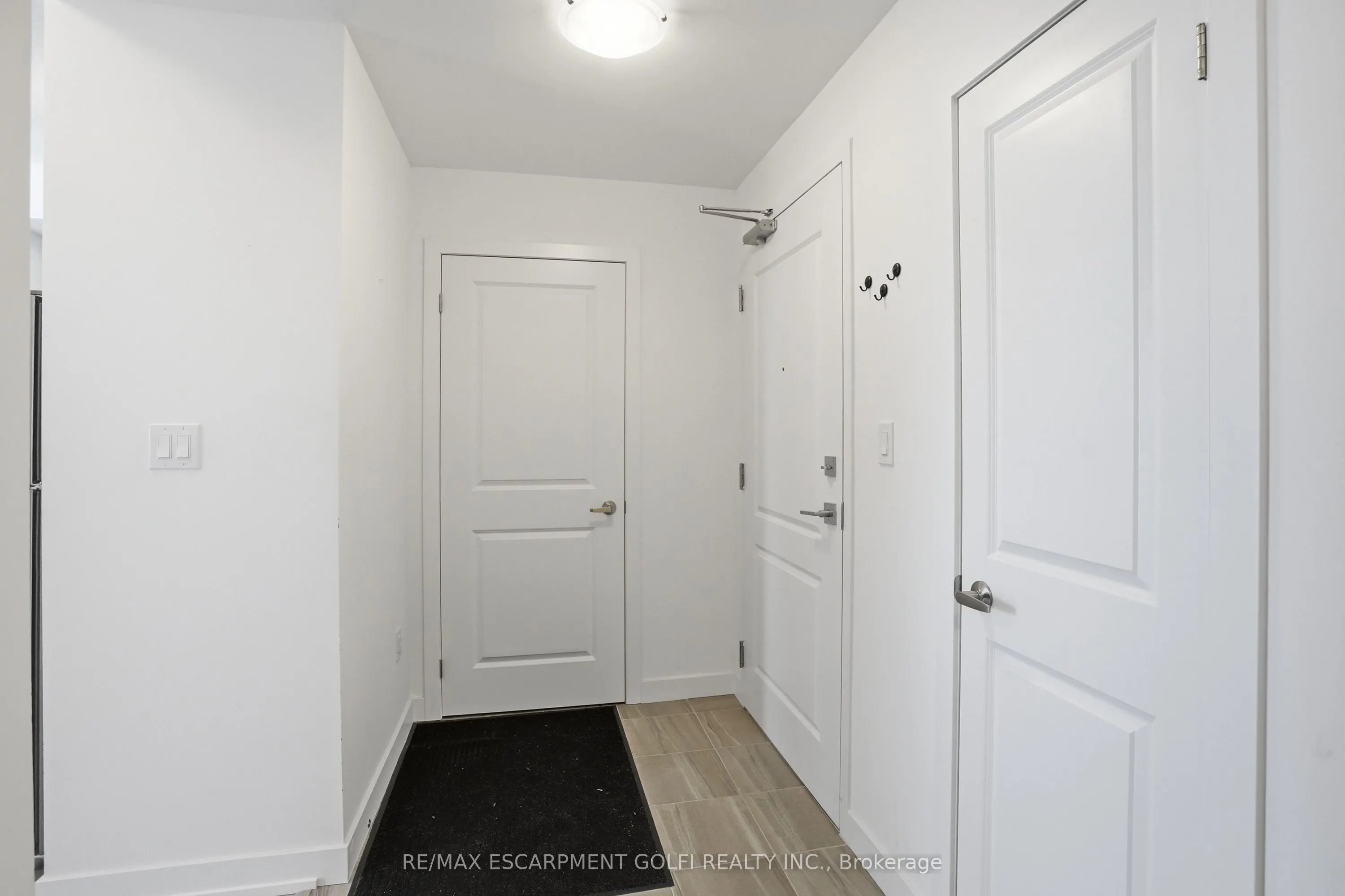 460 Dundas Street E #1008