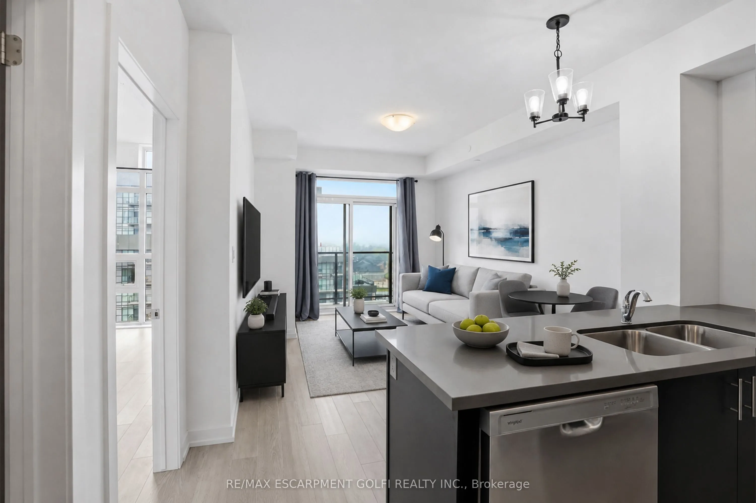 460 Dundas Street E #1008