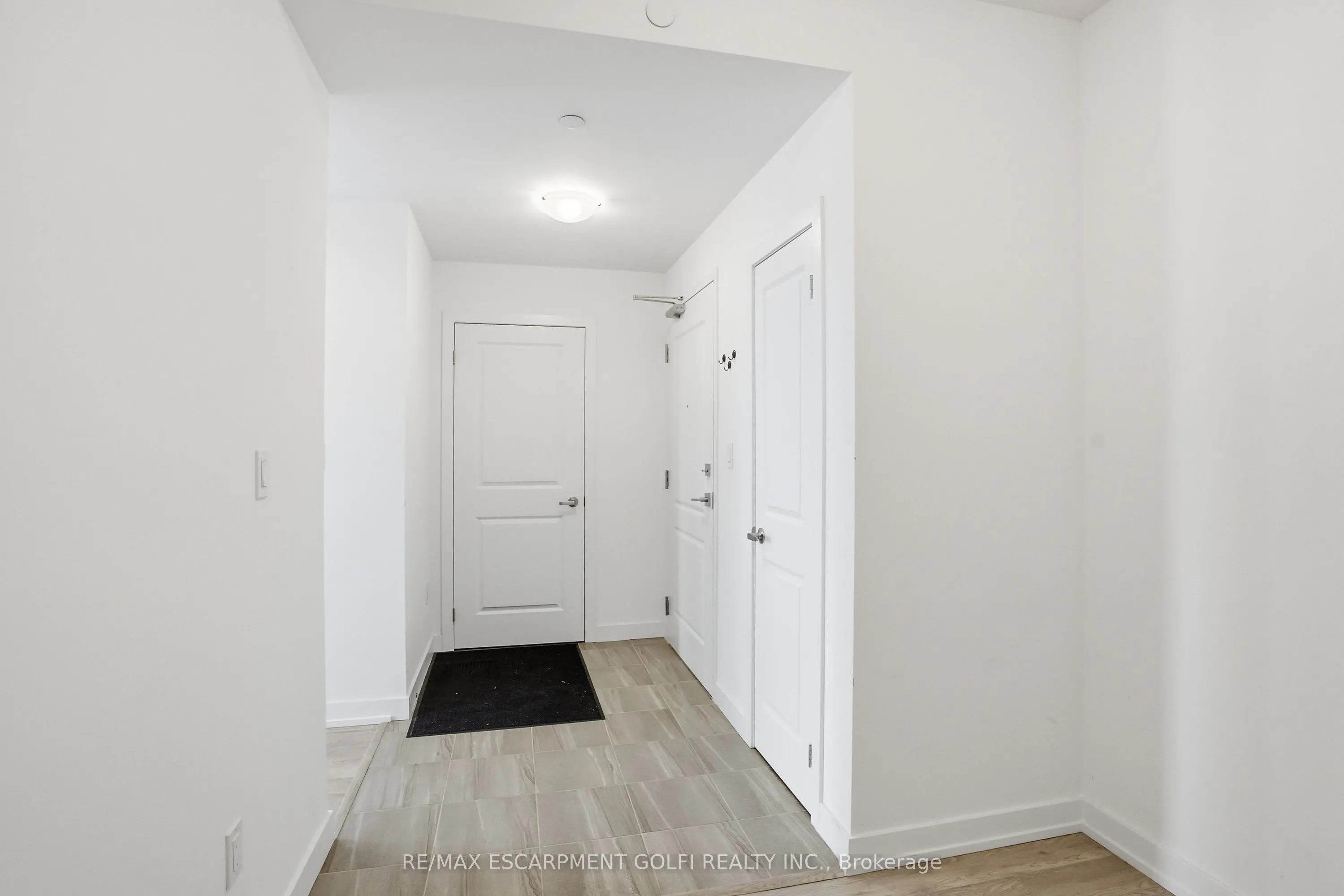 460 Dundas Street E #1008