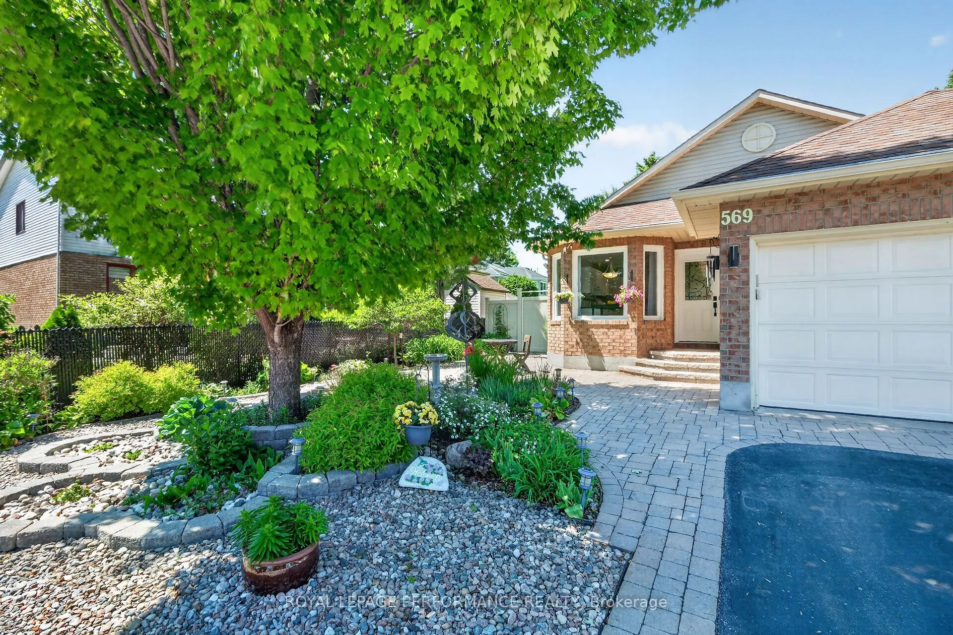 569 Princess Louise Drive
