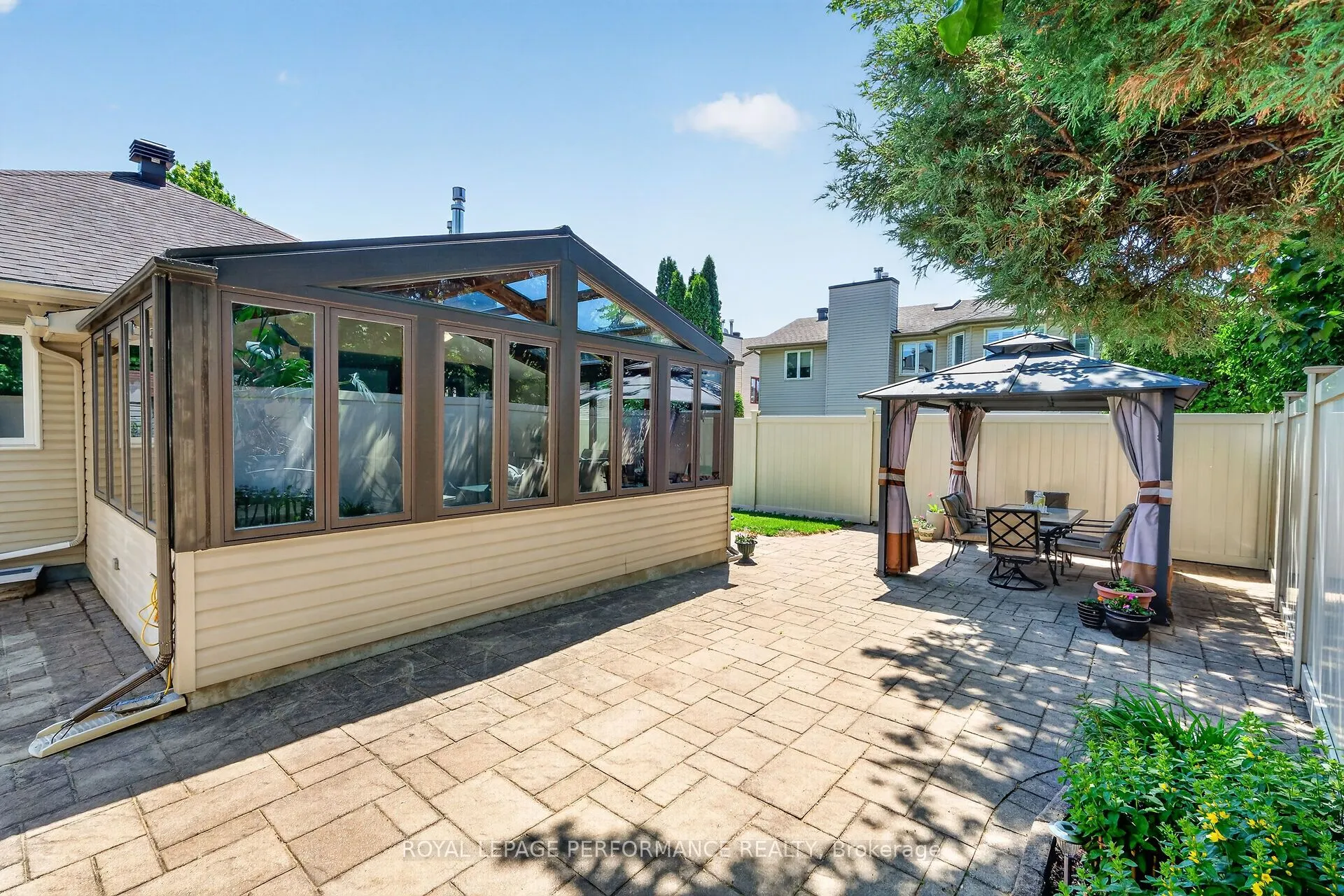 569 Princess Louise Drive