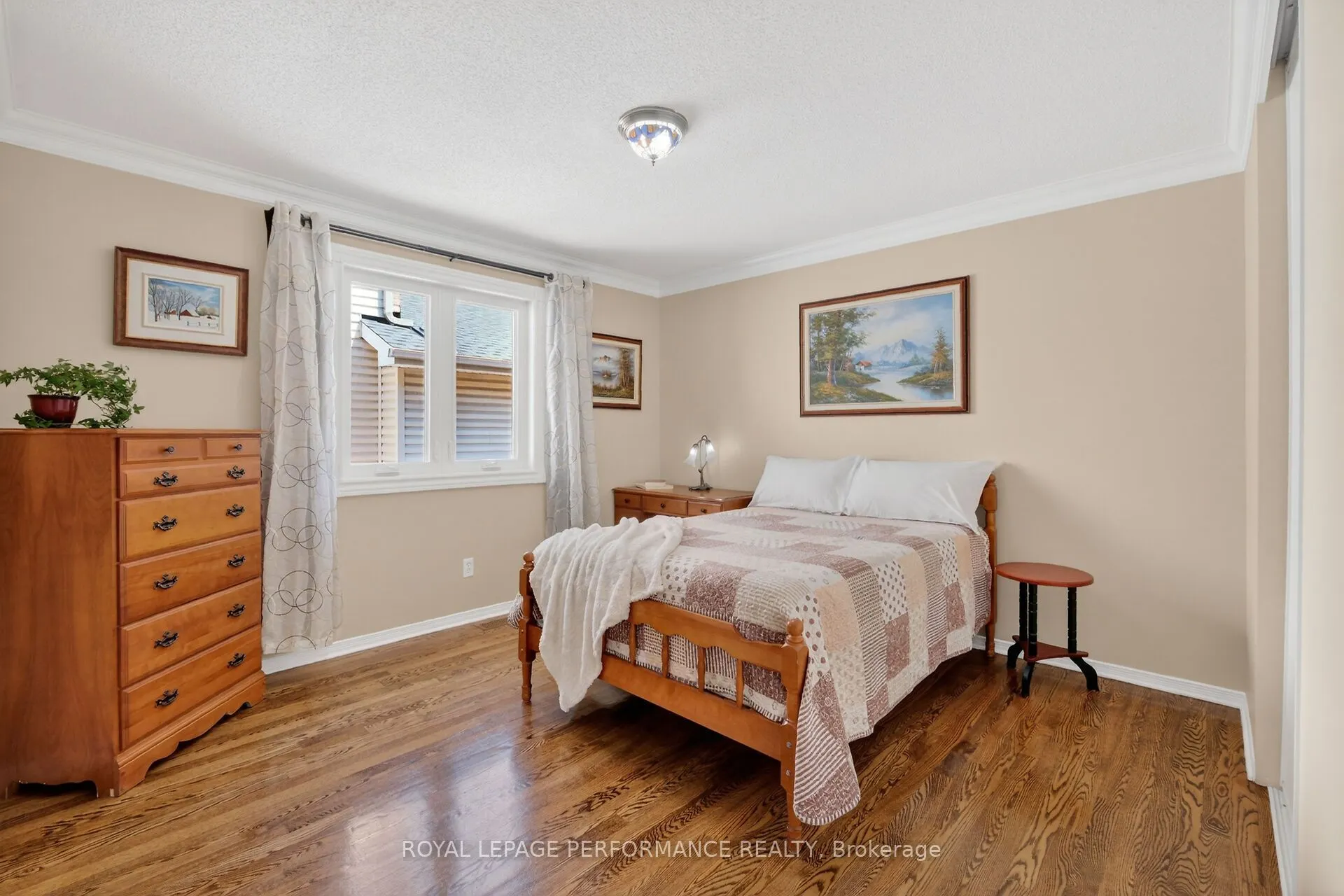 569 Princess Louise Drive