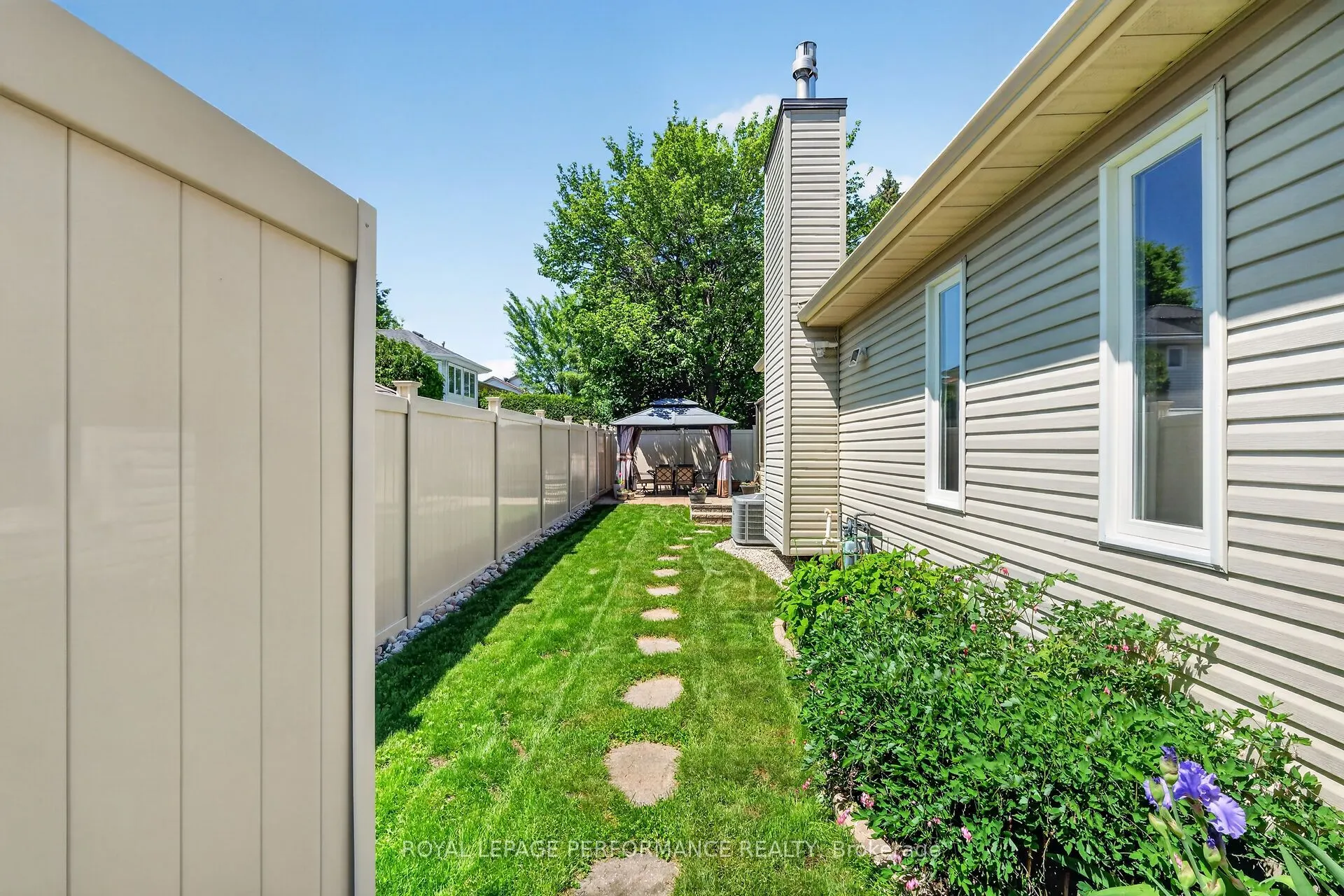 569 Princess Louise Drive