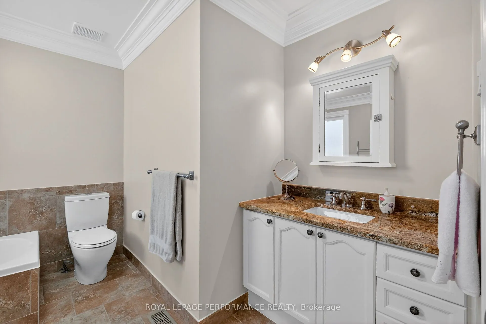 569 Princess Louise Drive