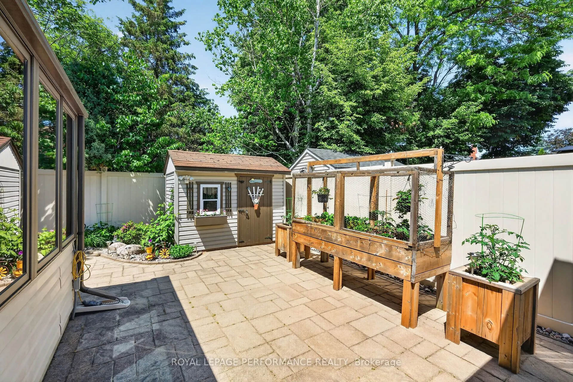 569 Princess Louise Drive