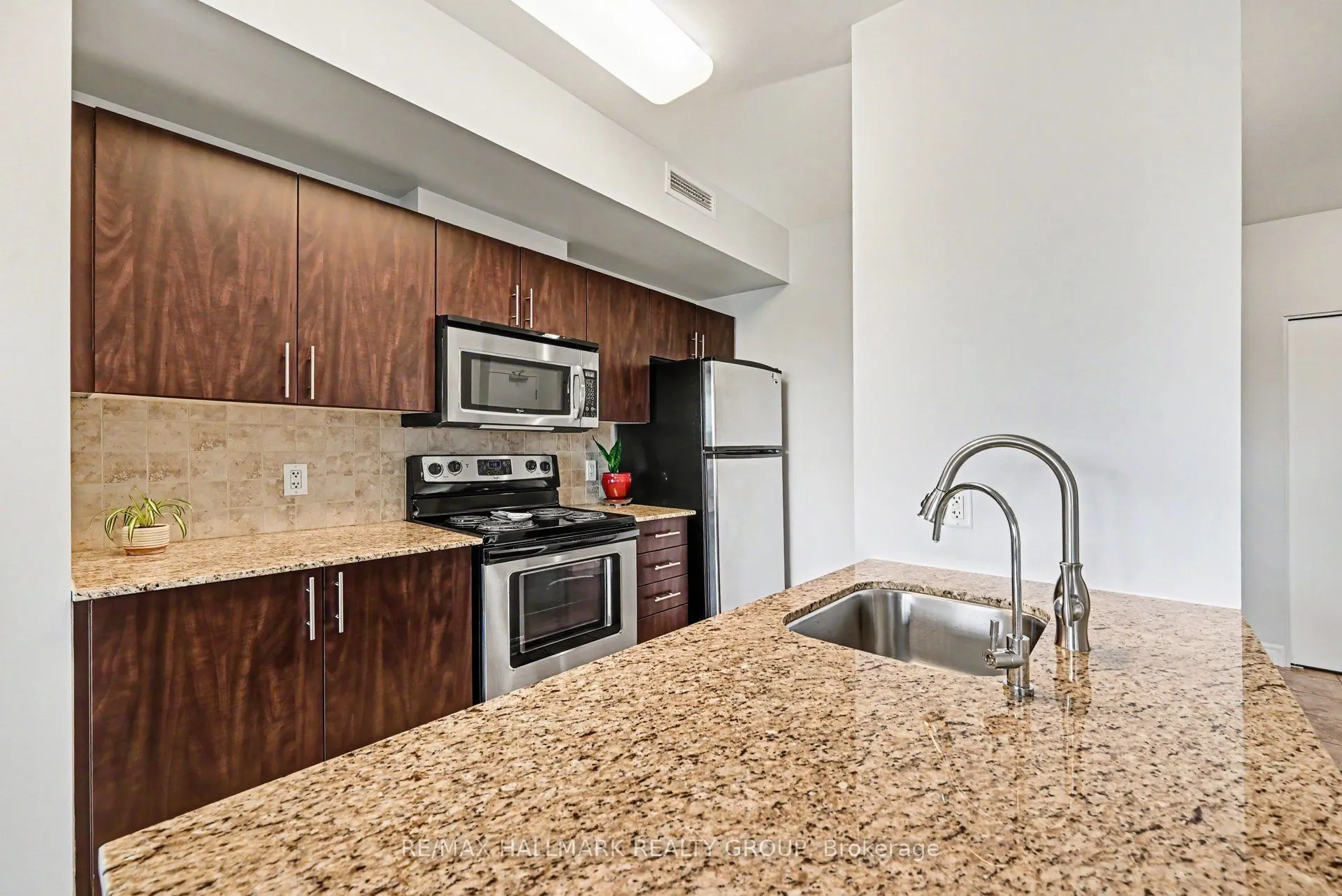 70 Landry Street #1001