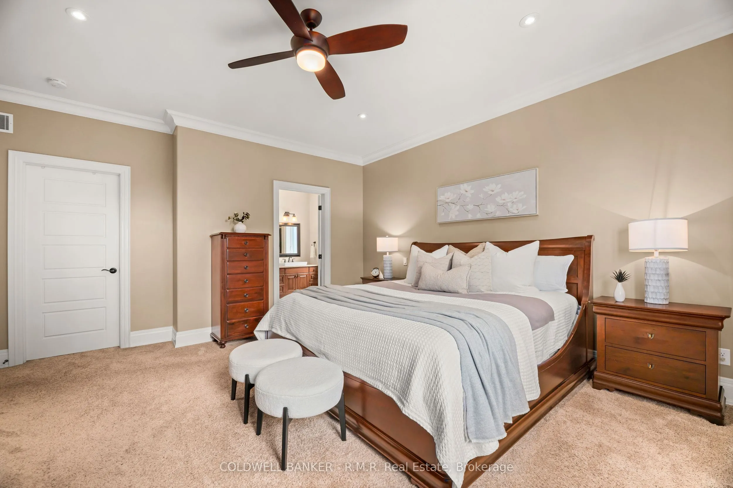 17 Castle Ridge
