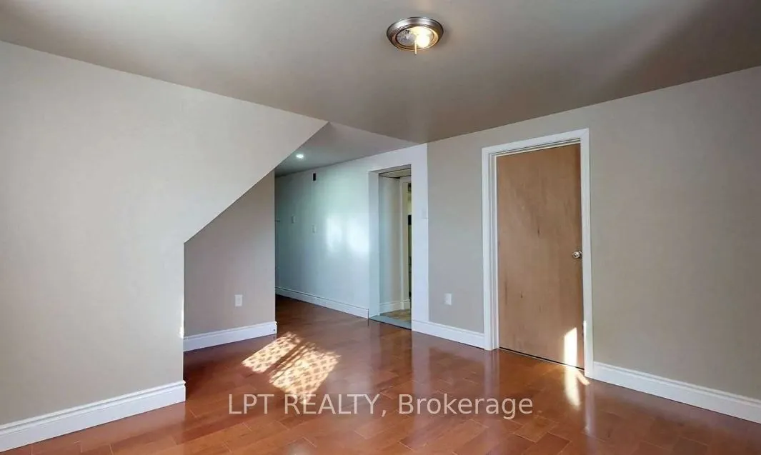 7 Champlain Boulevard