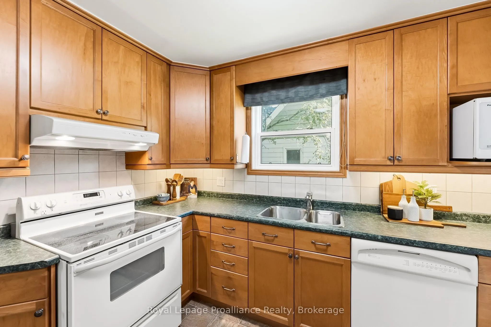 29 Bramley Street S