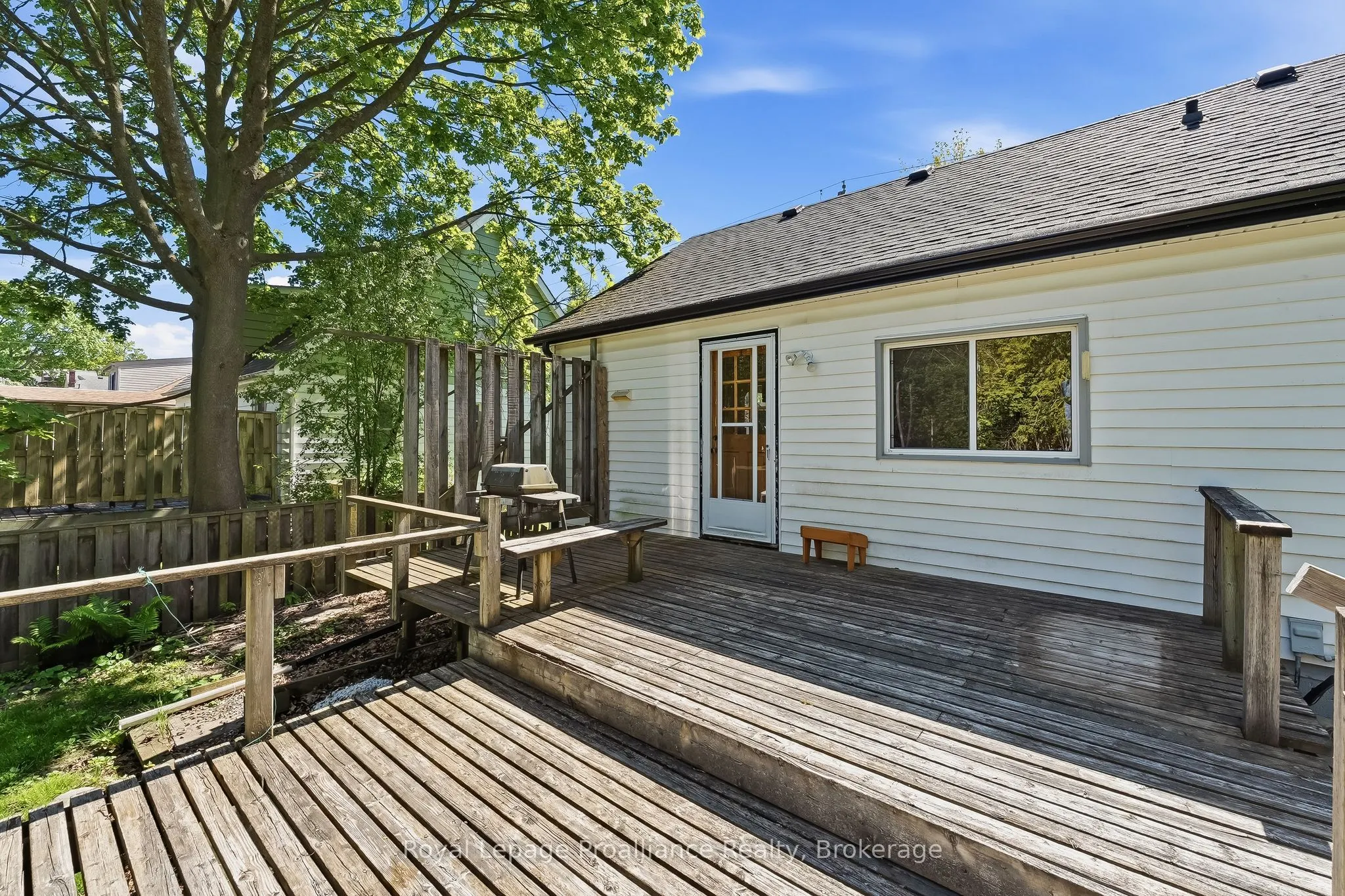 29 Bramley Street S