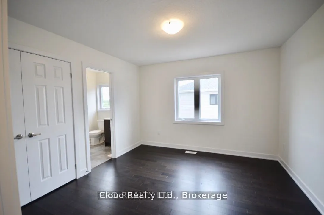 166 Aviron Crescent