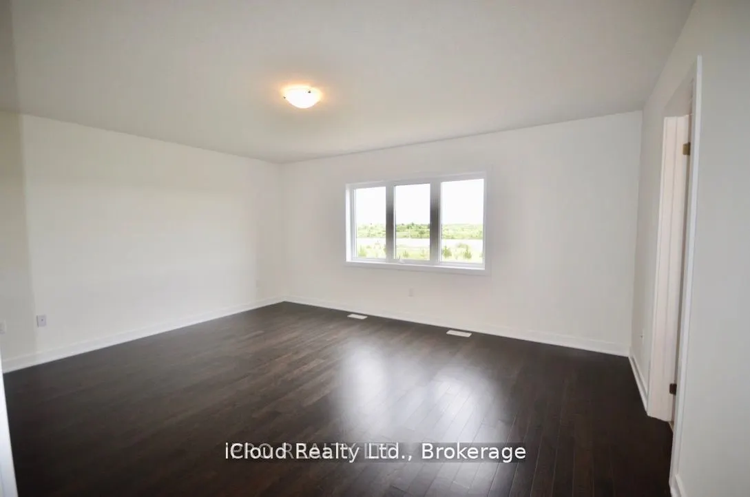 166 Aviron Crescent