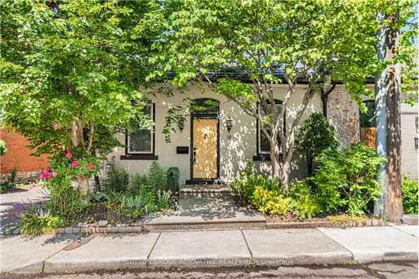 18 Pearl Street S