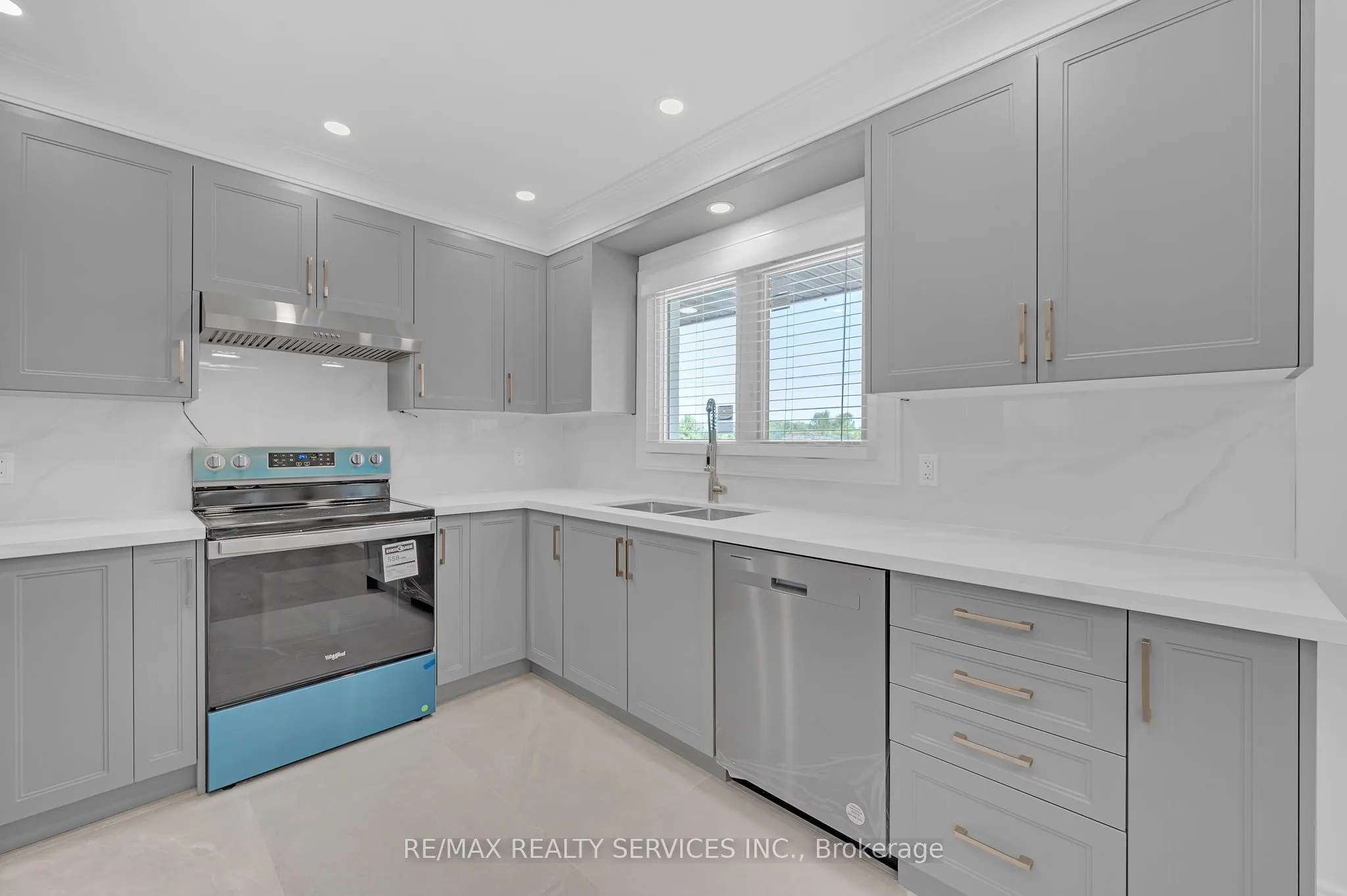 326 Mountain Road