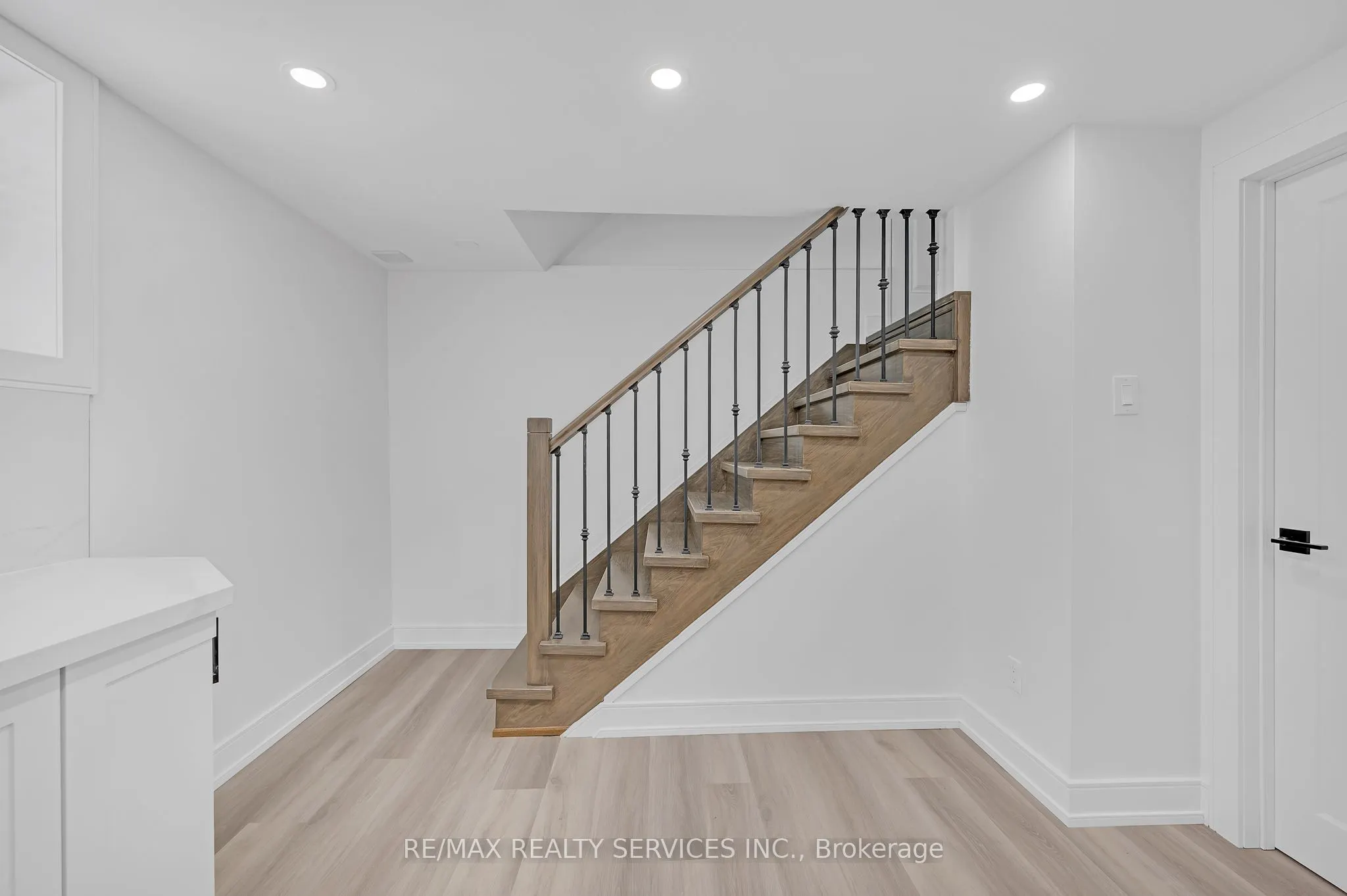 326 Mountain Road