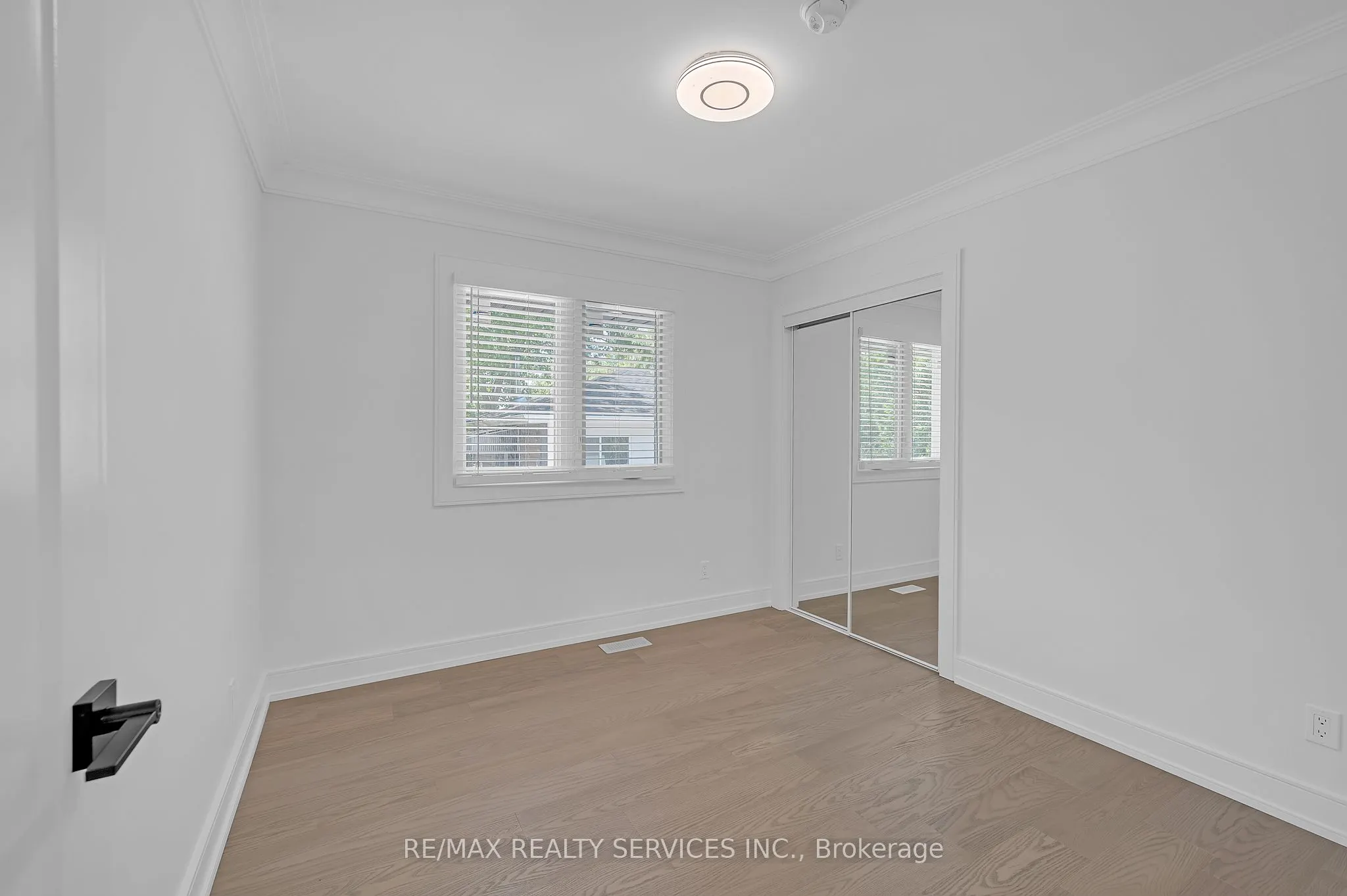 326 Mountain Road