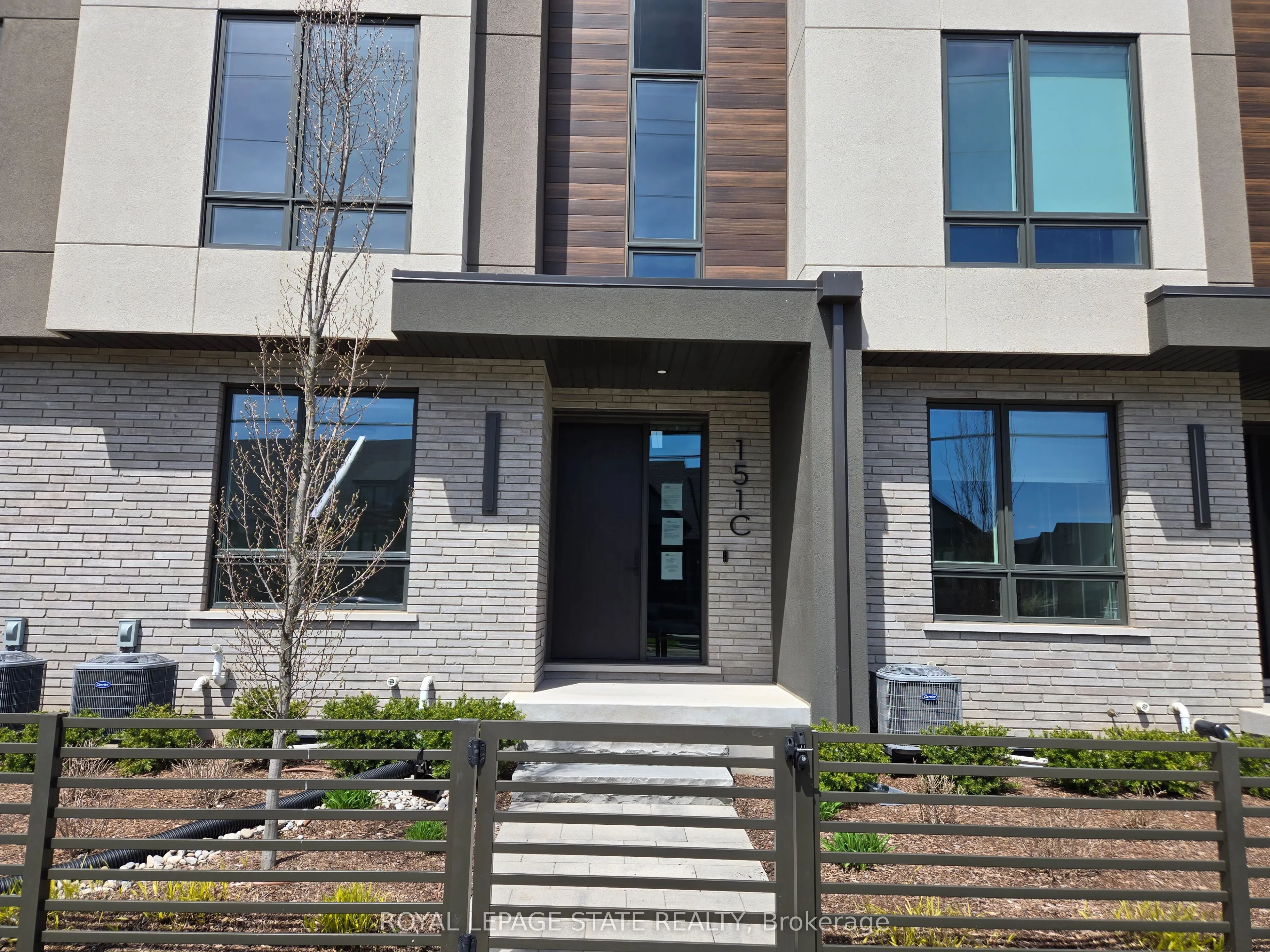 151C Port Robinson Road #15