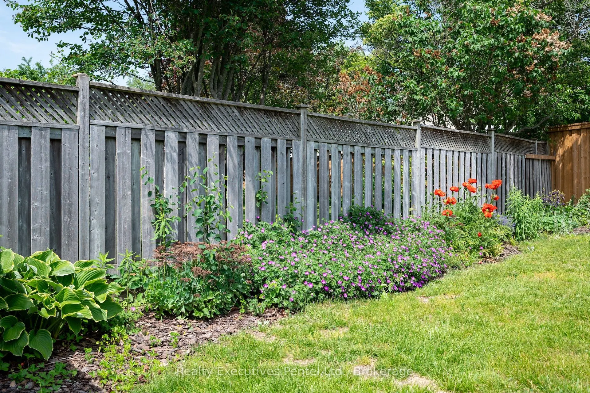 949 Cornell Crescent