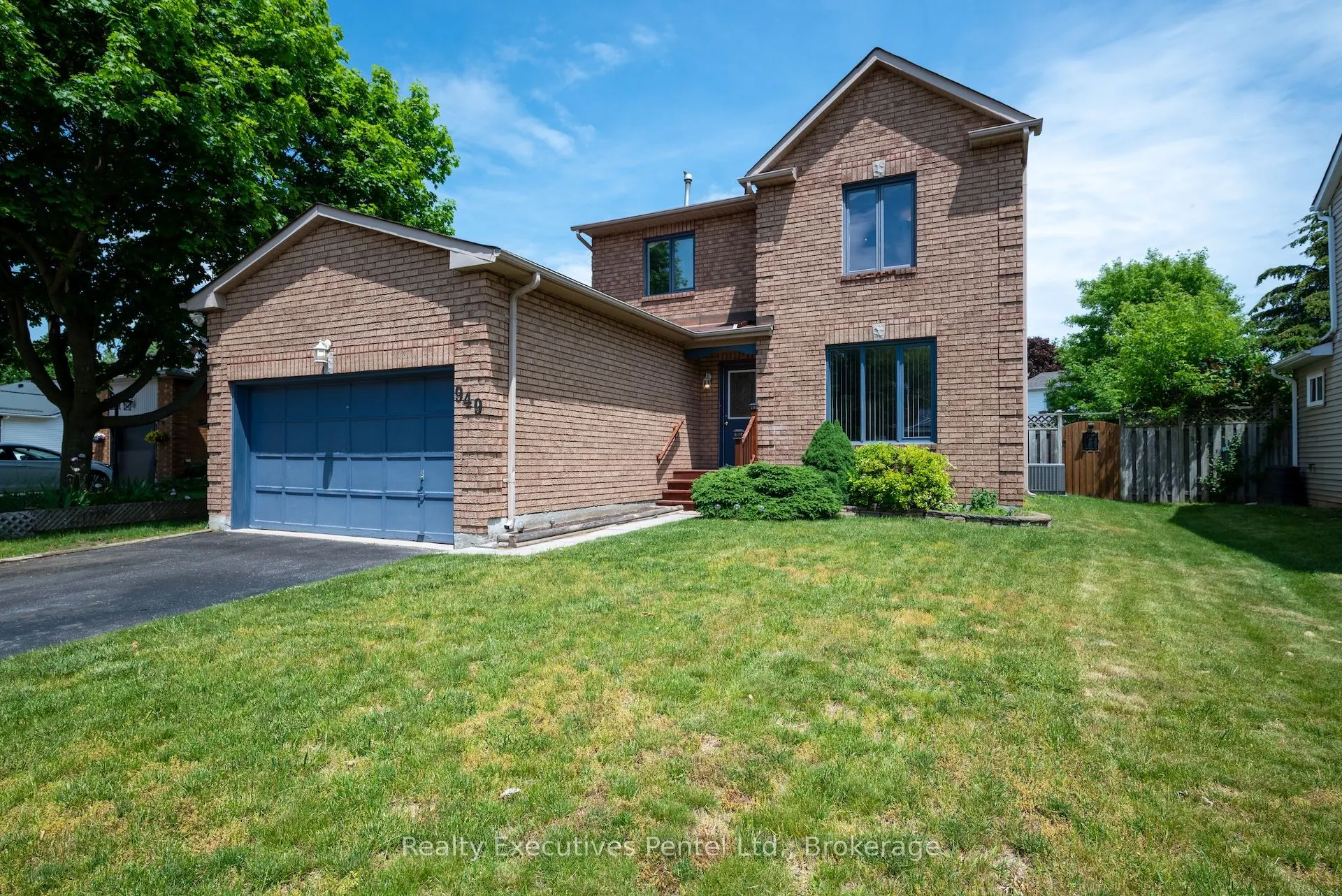949 Cornell Crescent