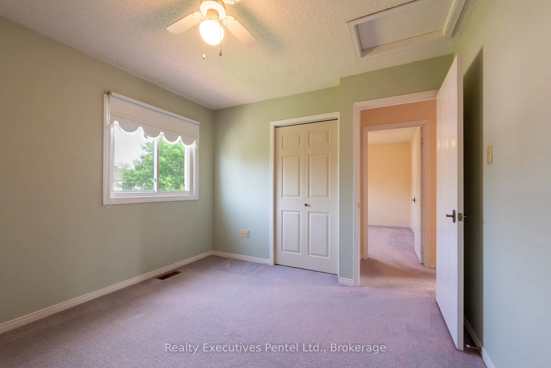 949 Cornell Crescent