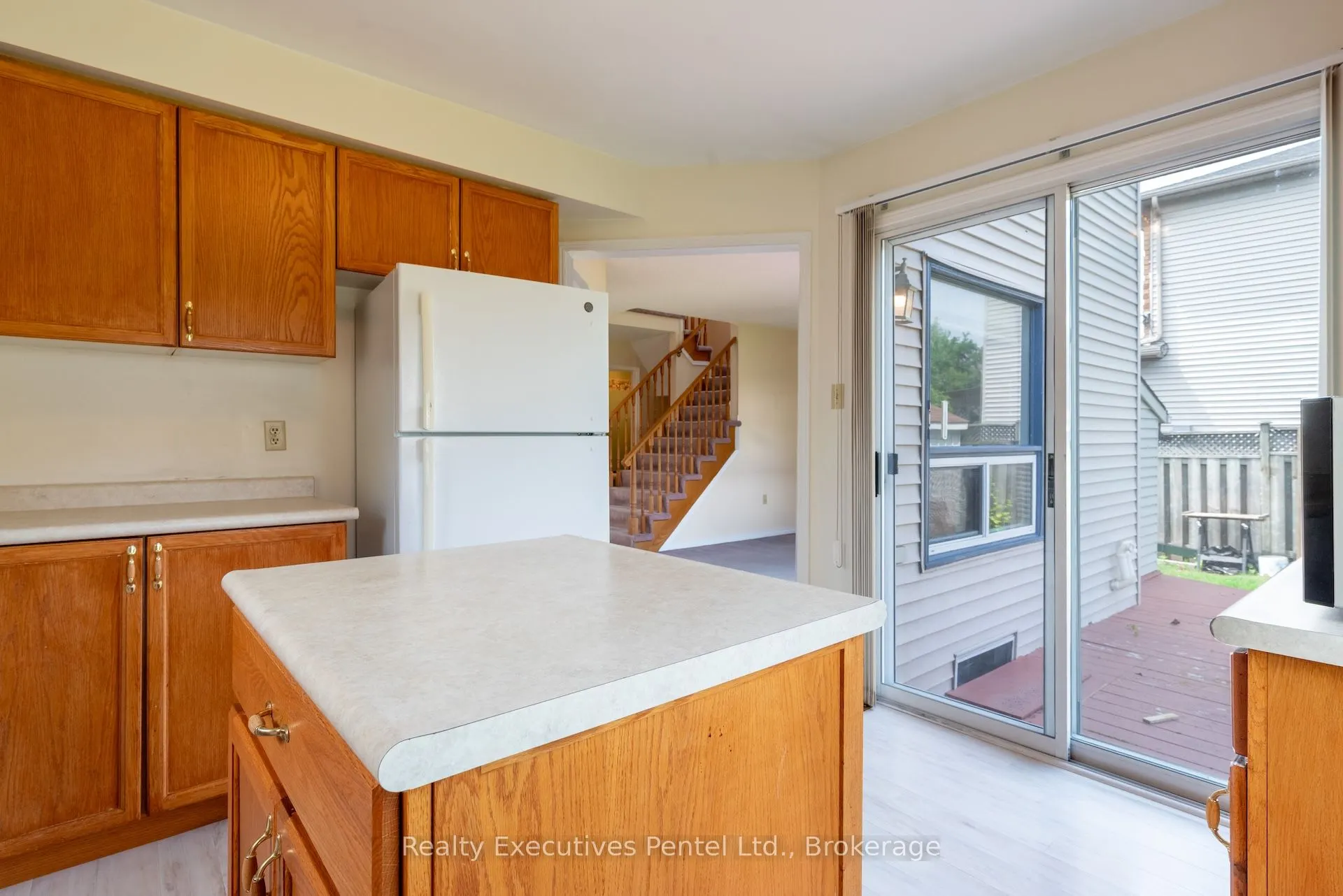 949 Cornell Crescent