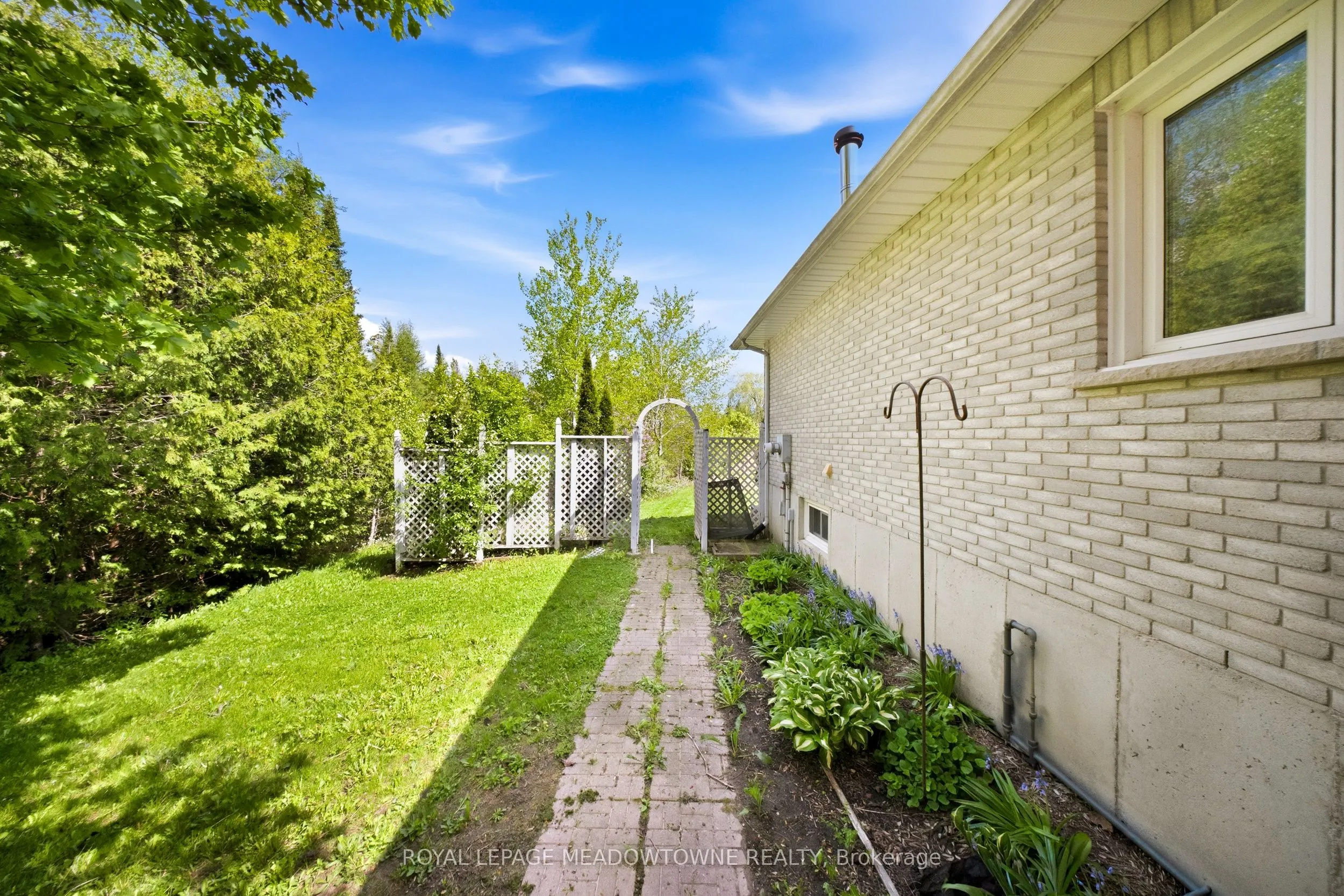9078 Wellington Rd 124