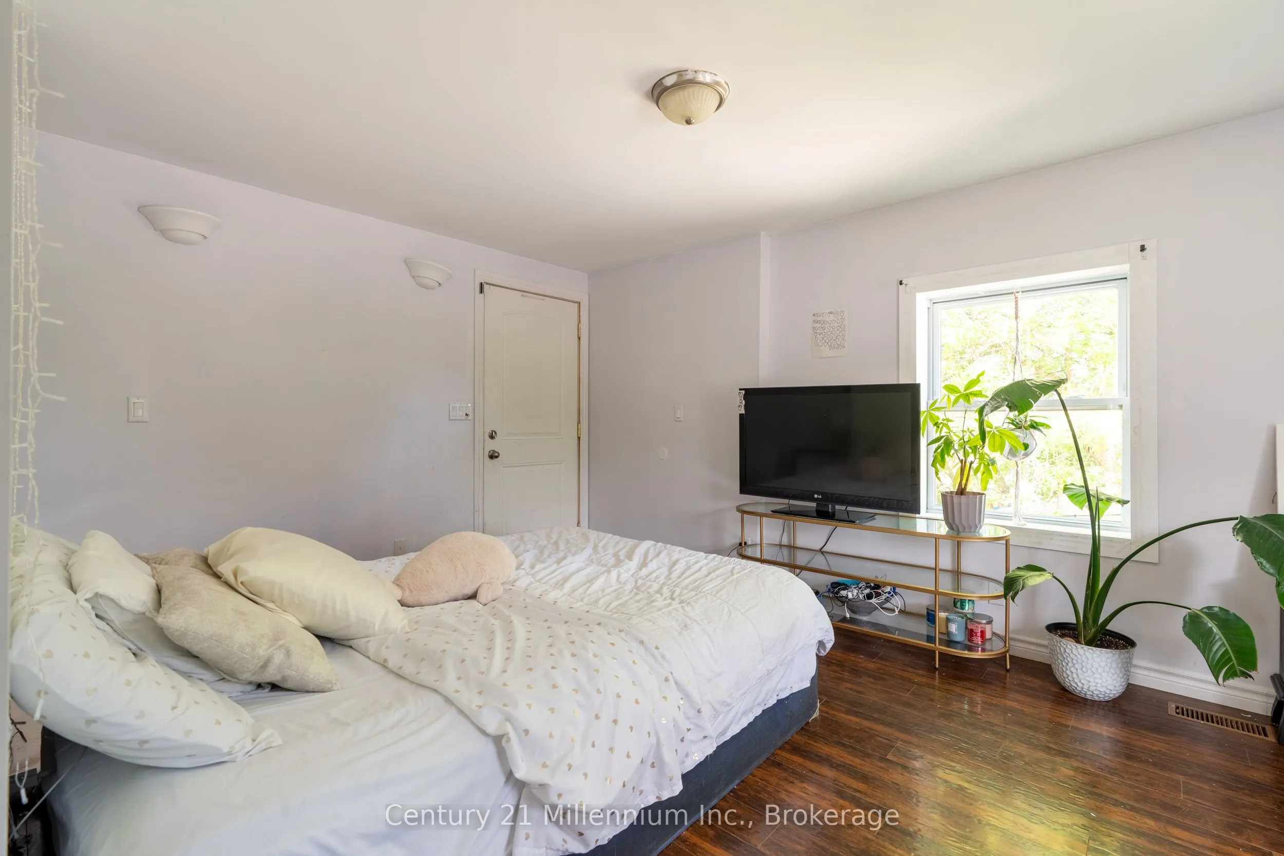 1700 3rd Avenue E