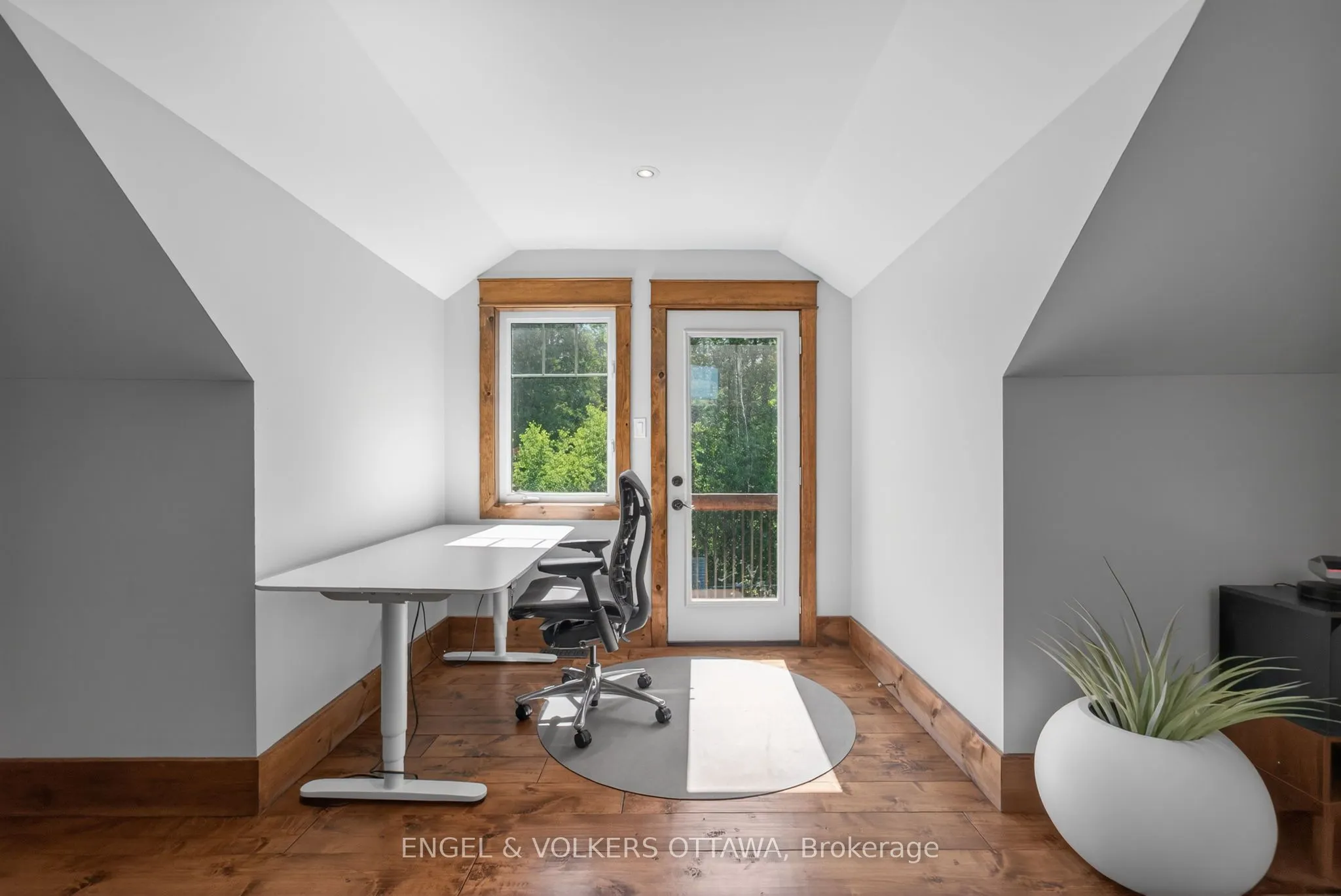 328 Silent Wood Grove