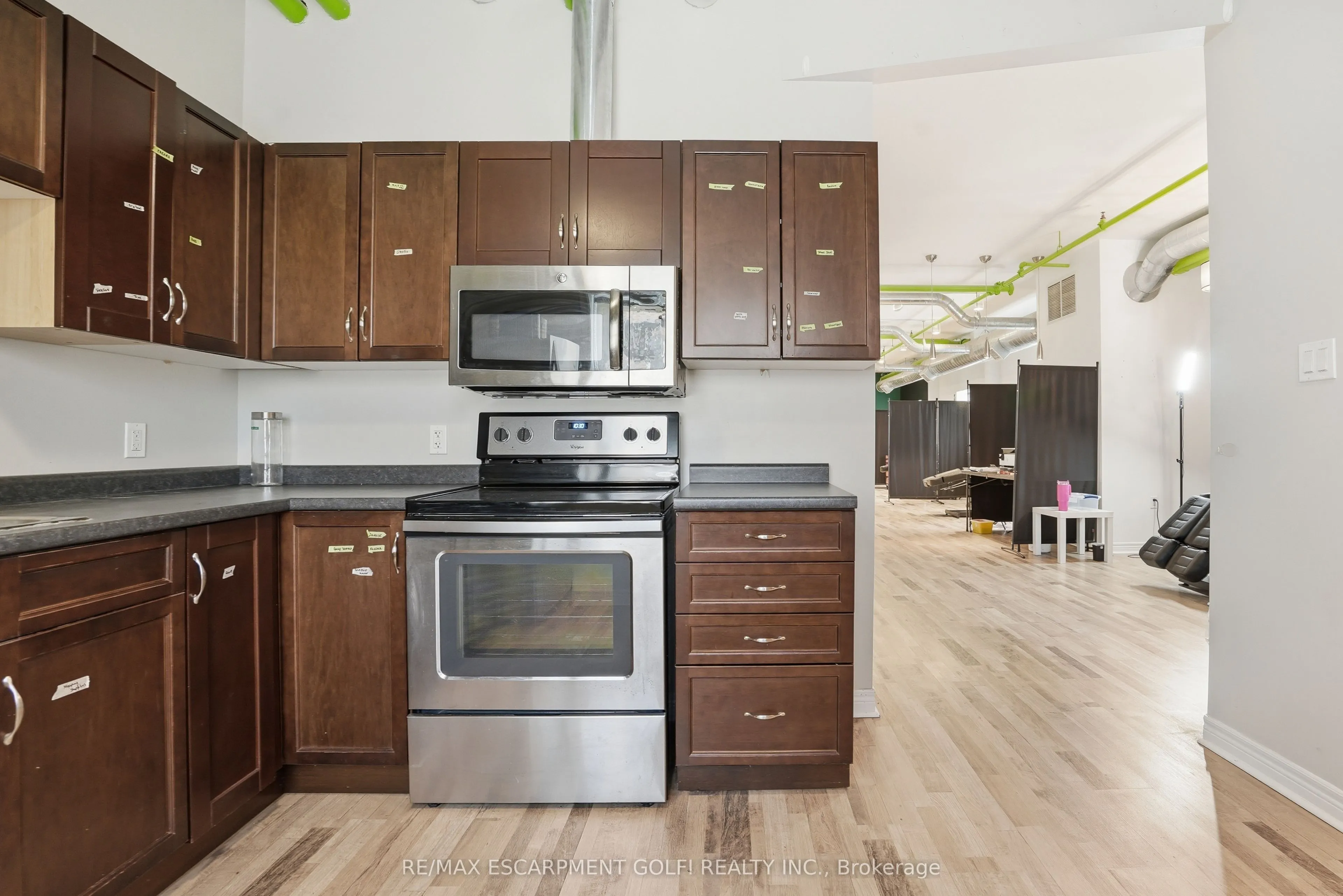 21 Front Street S #202