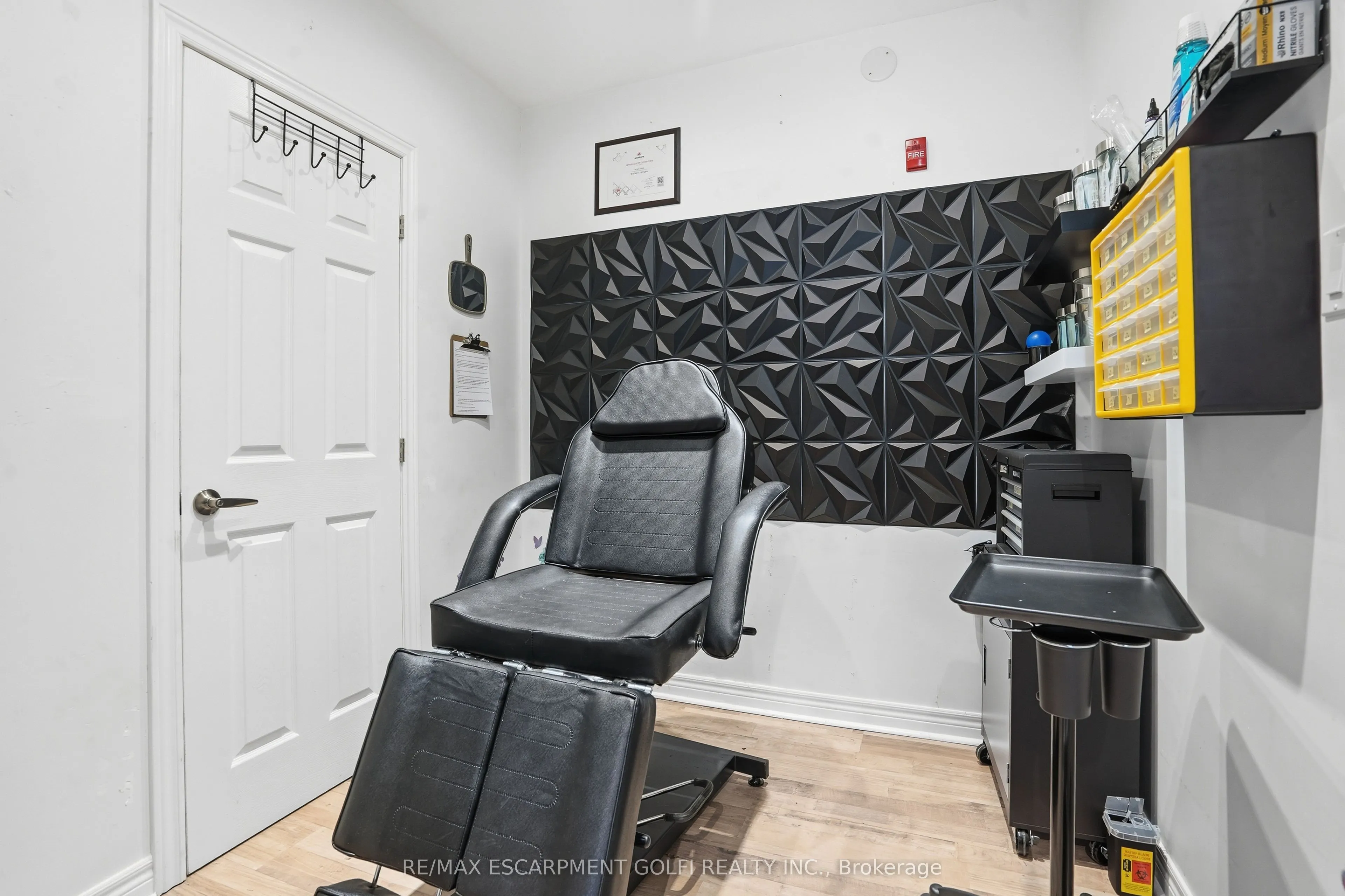21 Front Street S #202