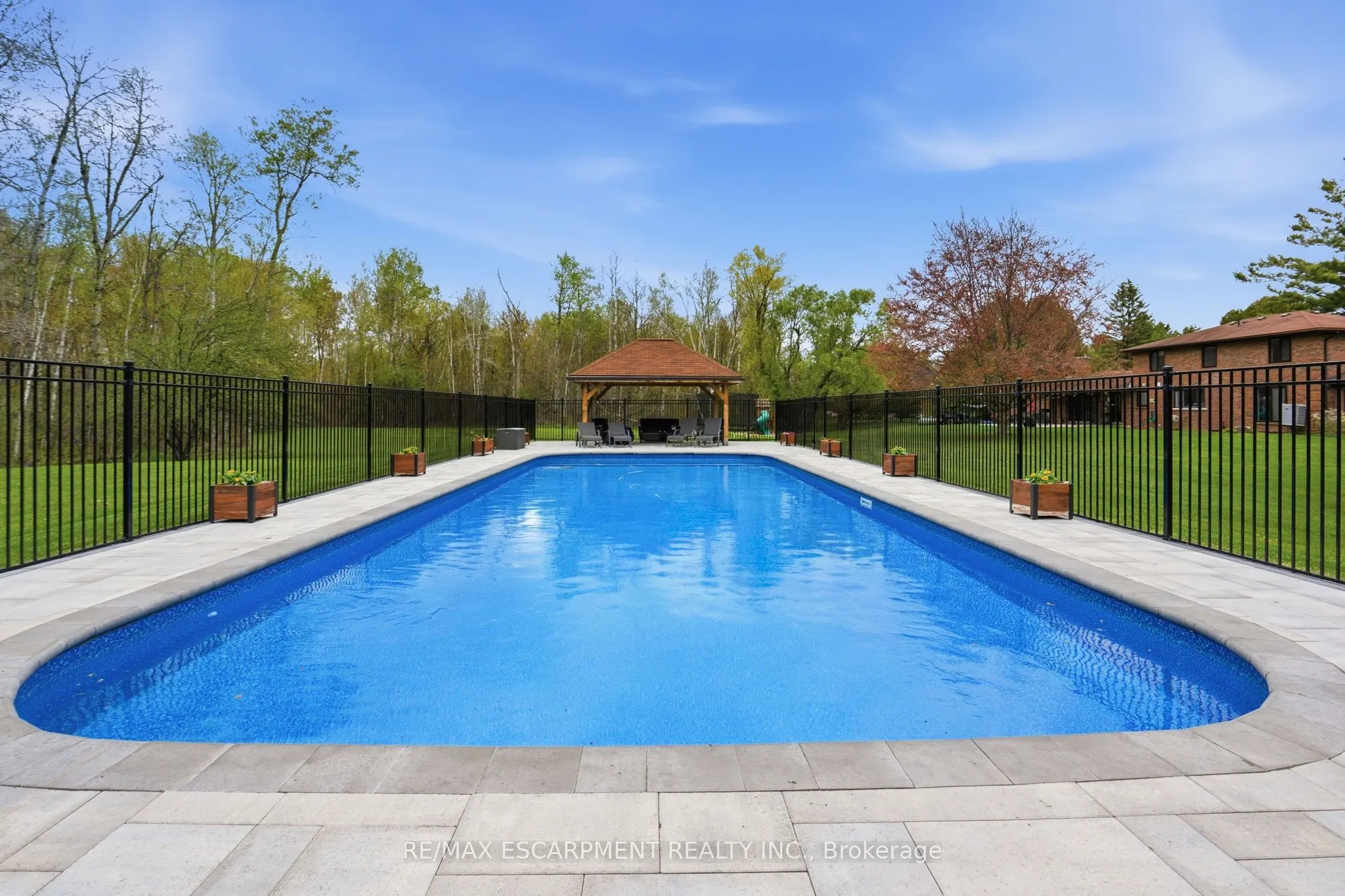 3918 Maddaugh Road
